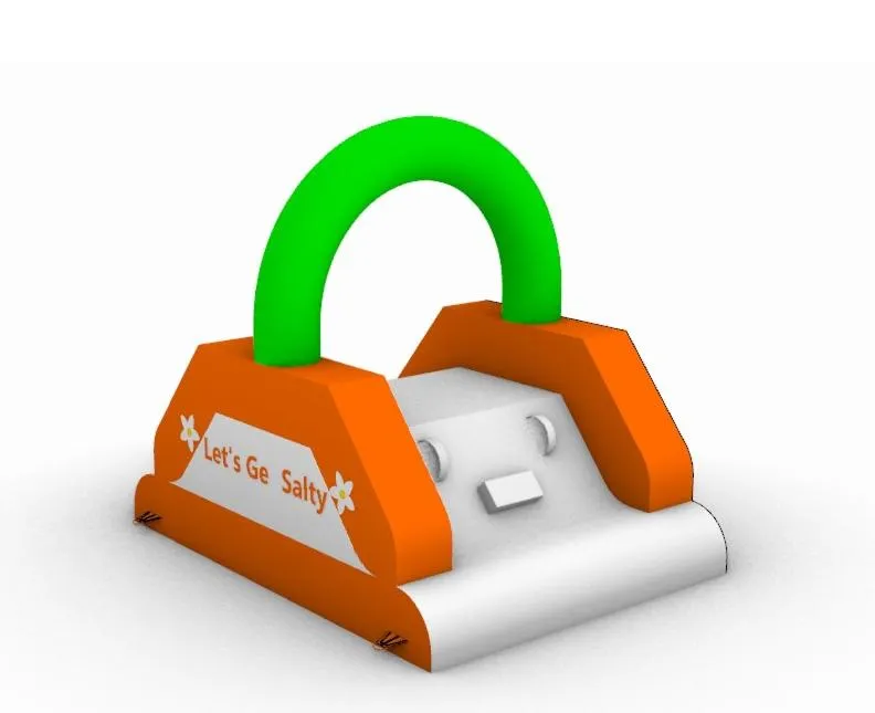 Swimming pool in SALTY HOUSE：海が目の前！