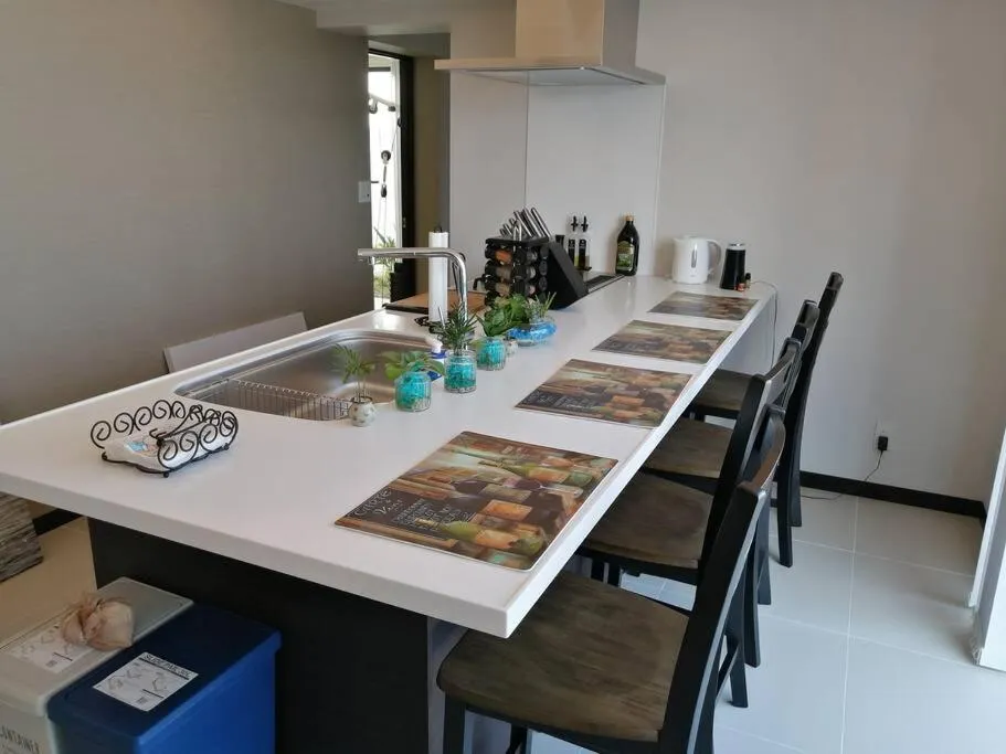 Dining area in SALTY HOUSE：海が目の前！