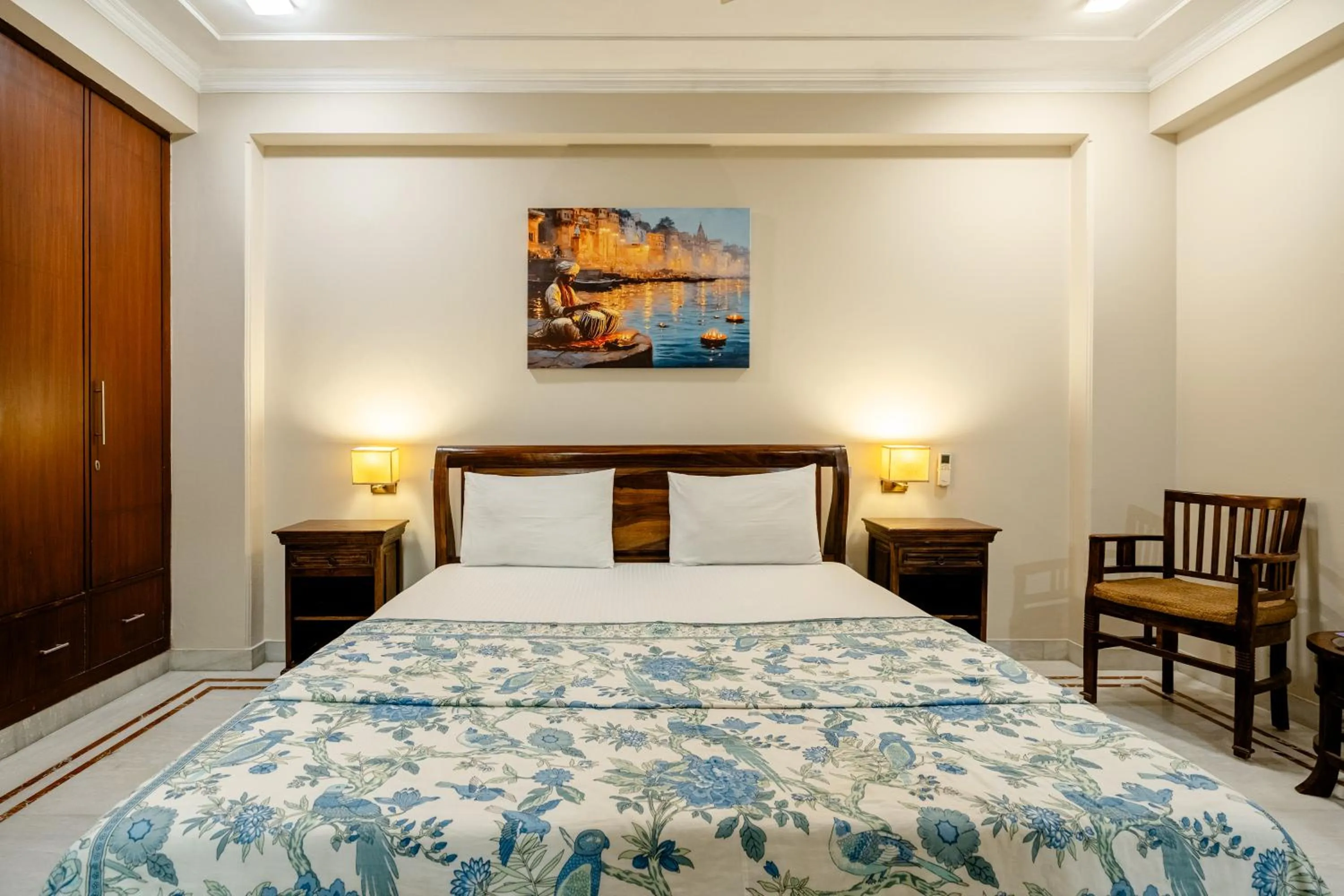 Bed in Tree of Life Bed & Breakfast