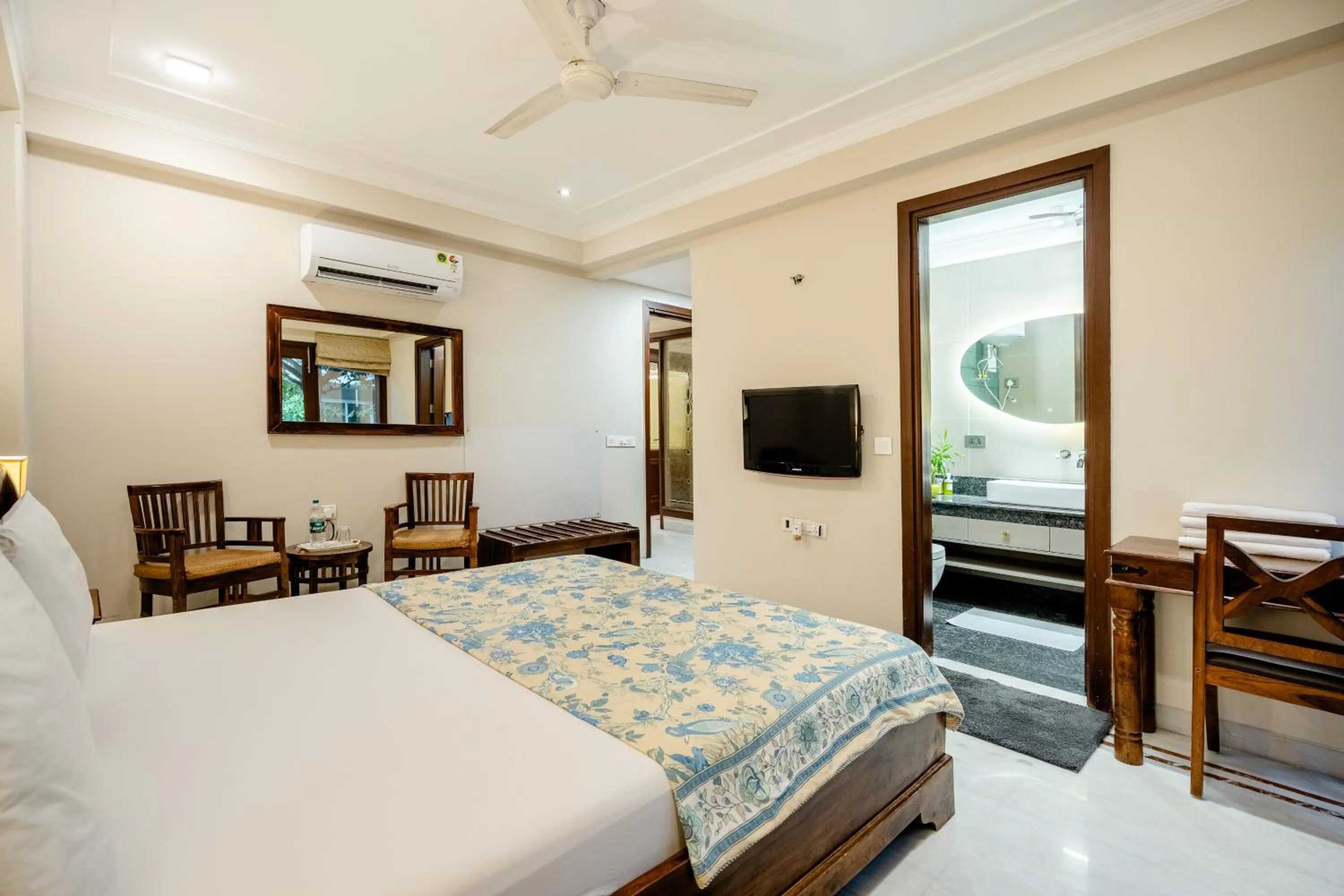 Bed in Tree of Life Bed & Breakfast