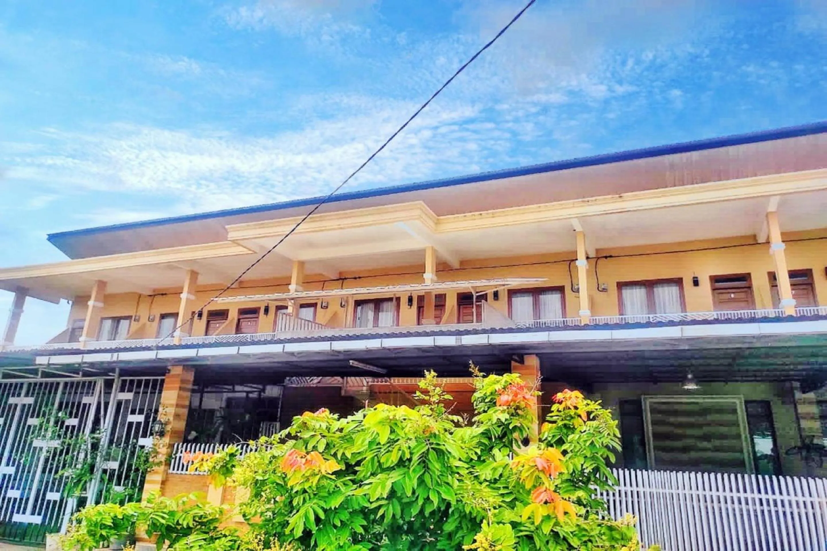 Facade/entrance in OYO Life 90960 Putih Salju Homestay Syariah