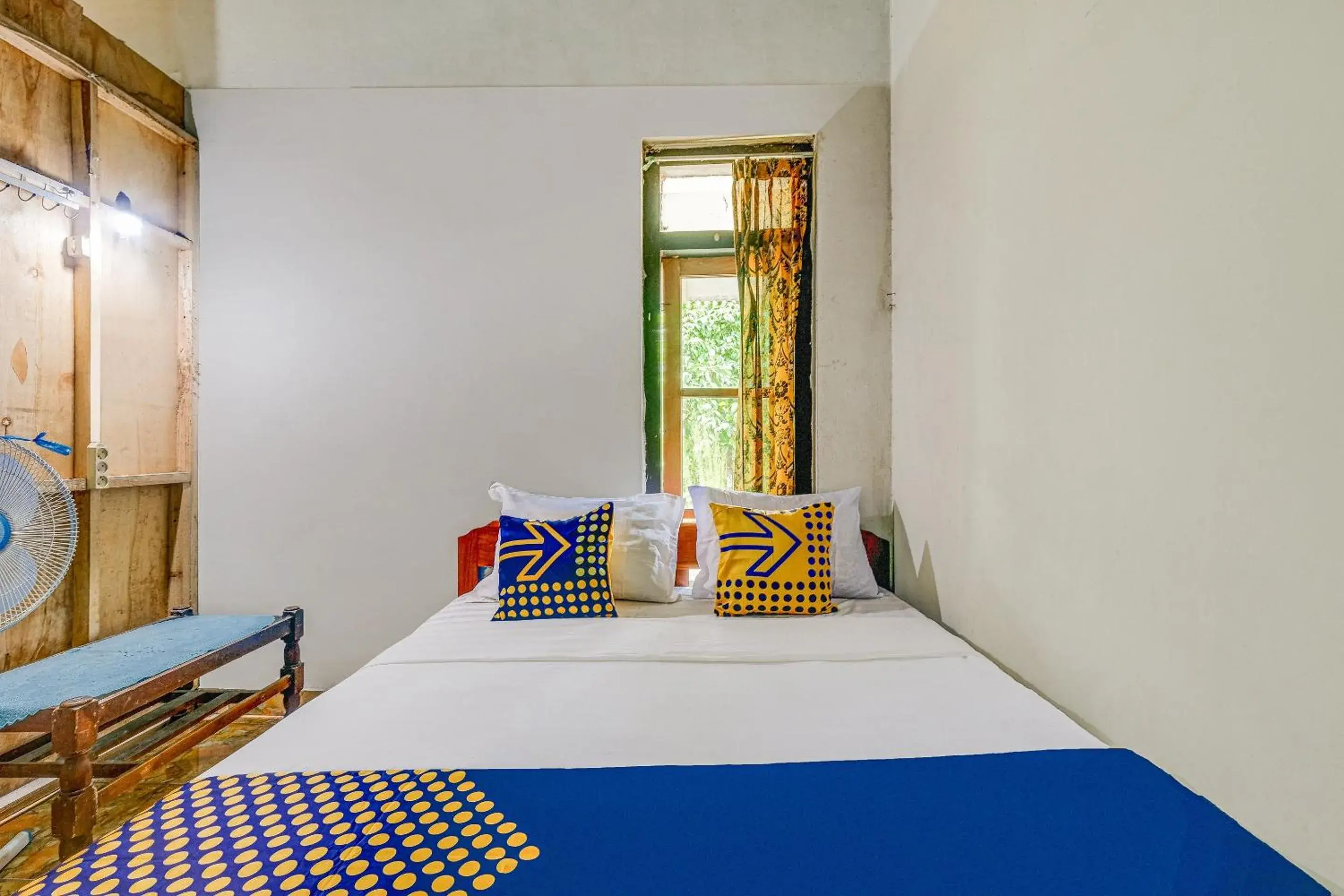 Double Room in OYO Homes 90987 Desa Wisata Gabugan Syariah Double Room in OYO Homes 90987 Desa Wisata Gabugan Syariah