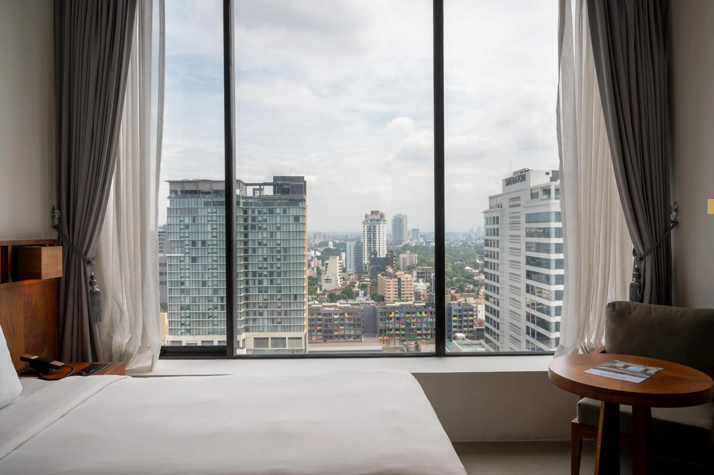 Bed in Granbell Hotel Colombo