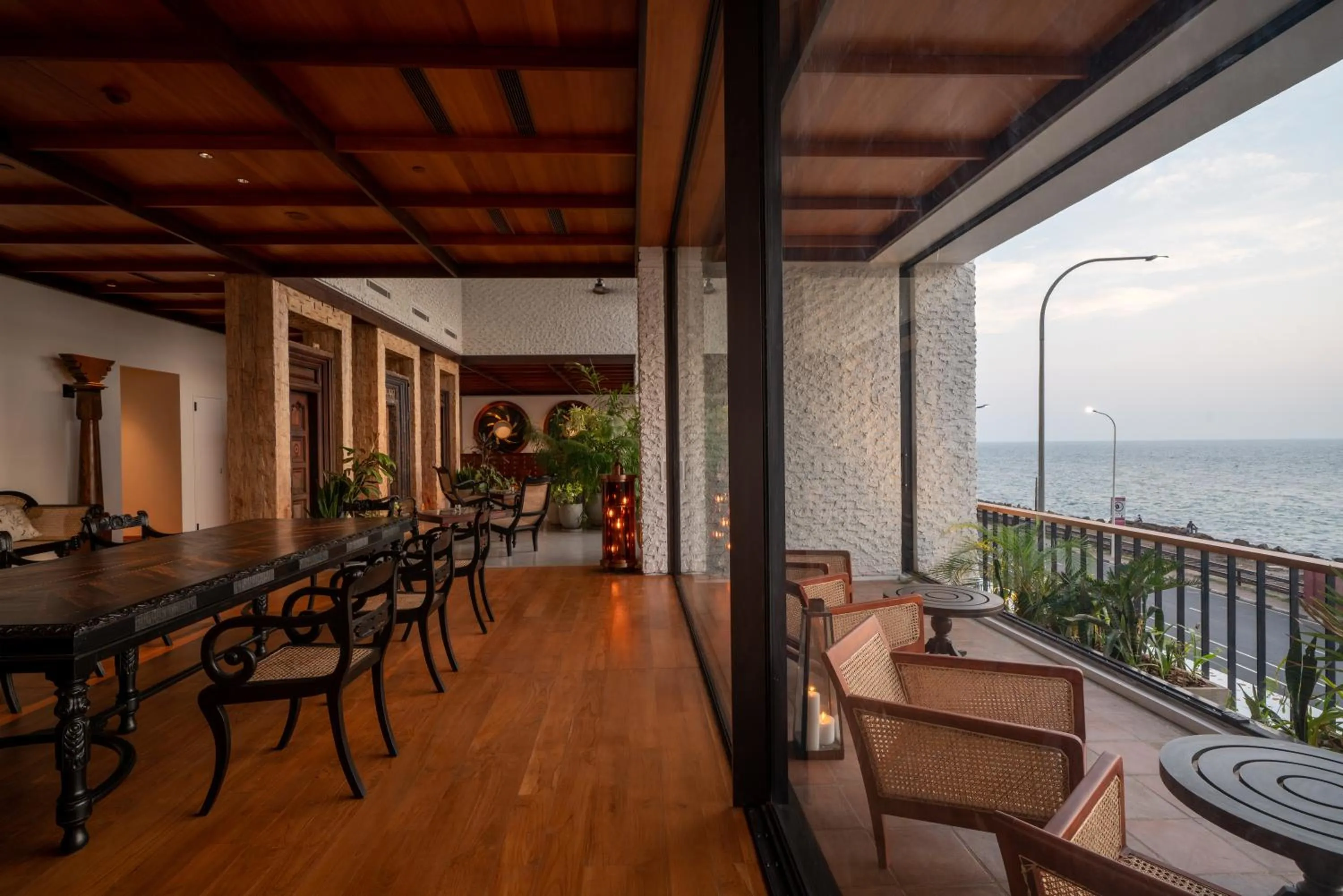 Lobby or reception in Granbell Hotel Colombo