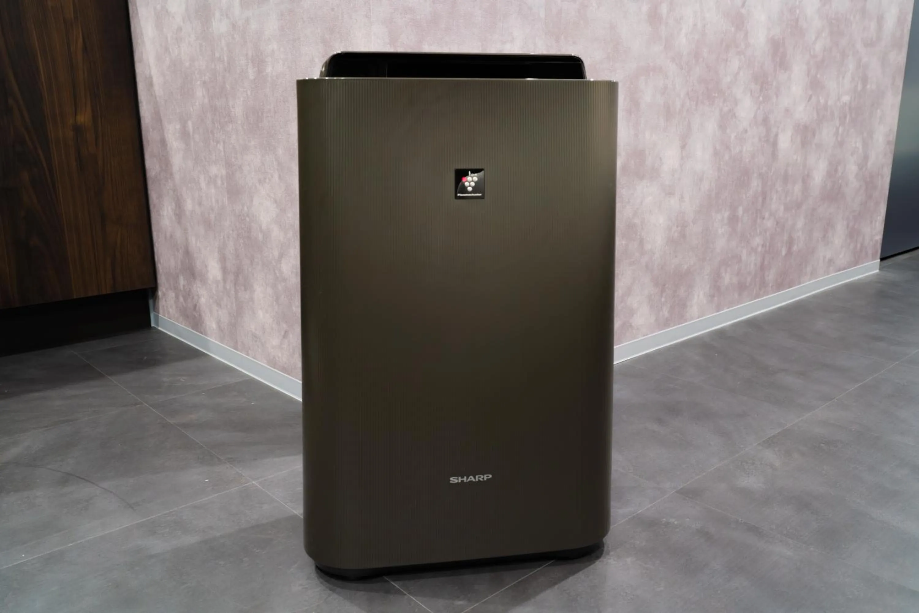 air conditioner in Randor Hotel Hiroshima Prestige