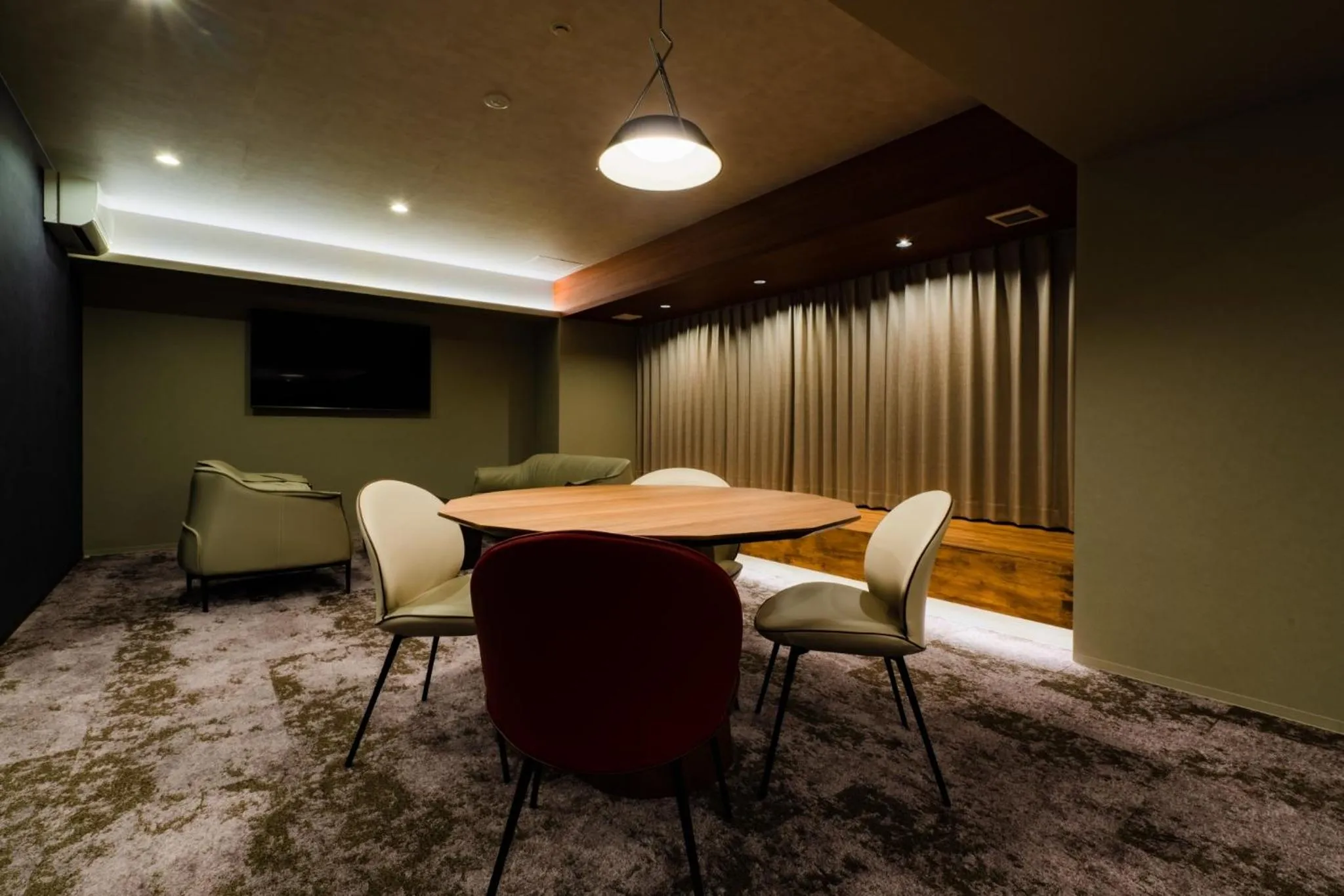 Seating area in Randor Hotel Hiroshima Prestige