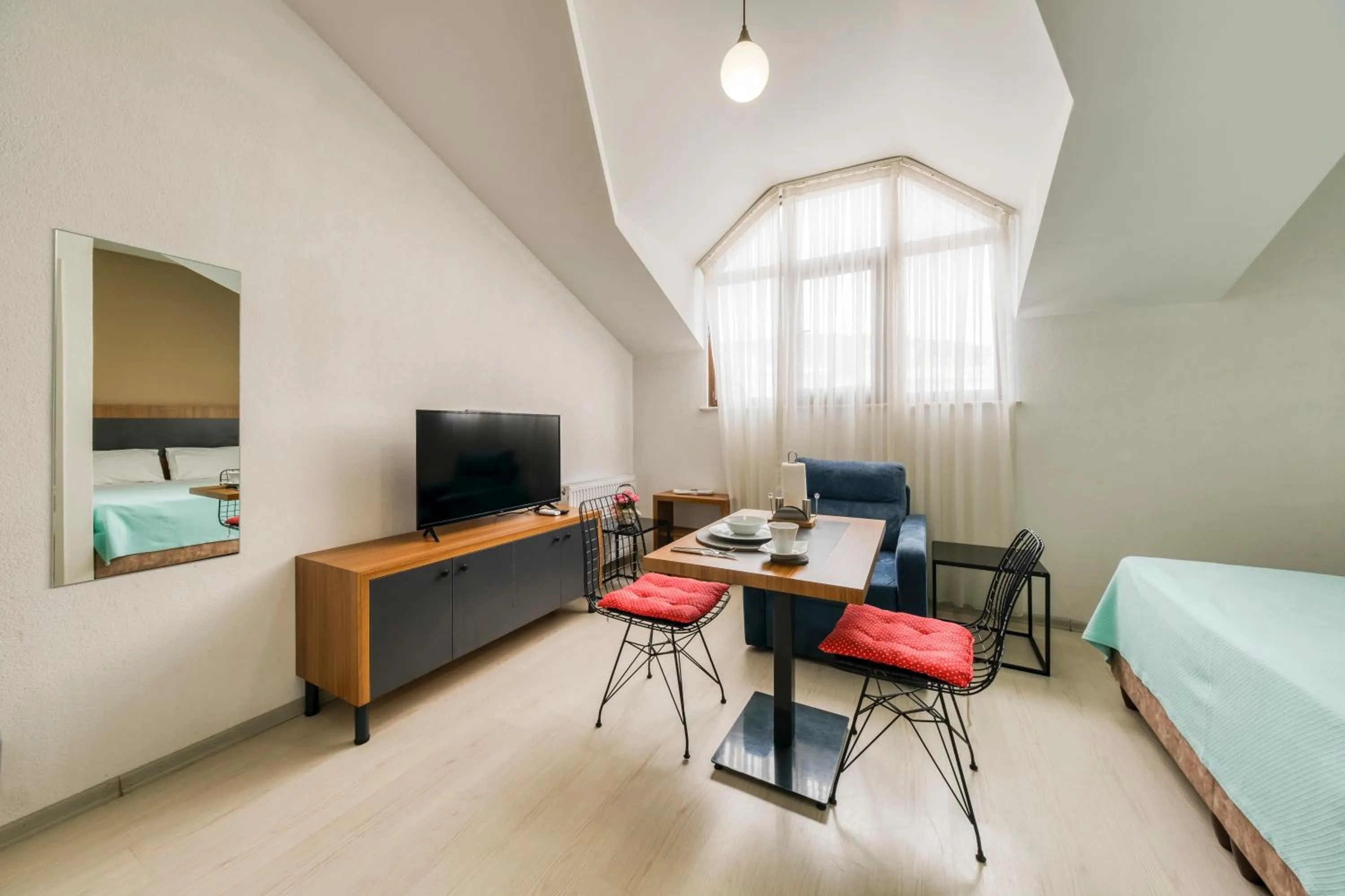 Communal lounge/ TV room in Zin D Sefin Aparts