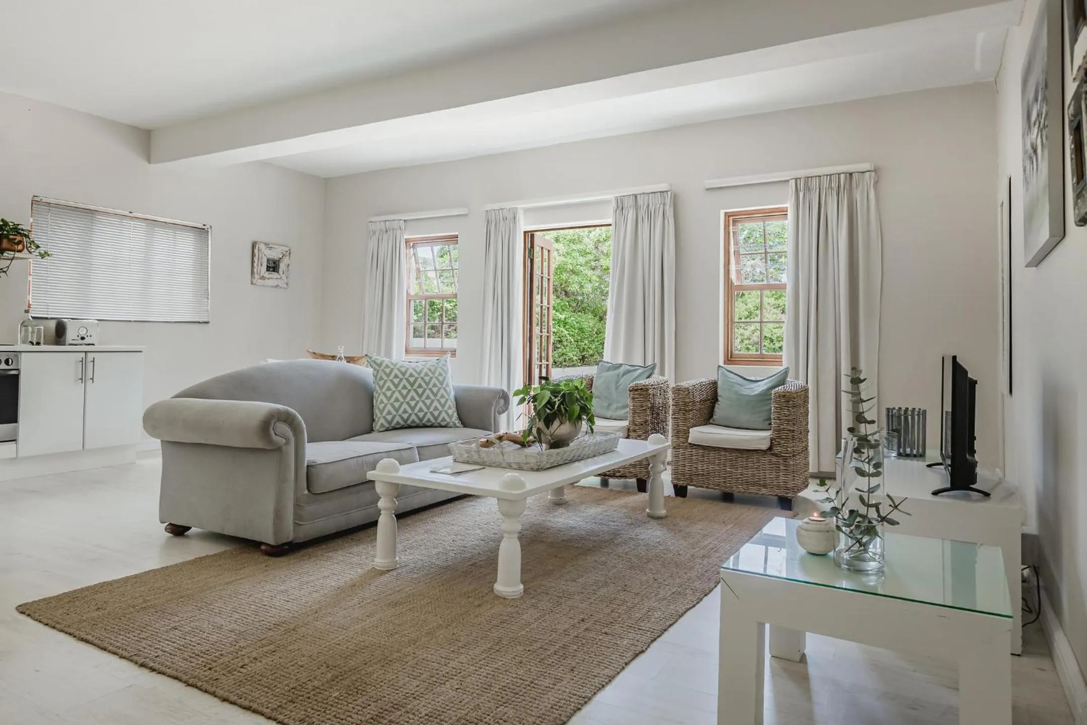 Lounge or bar in The Cottage Pie Guest House