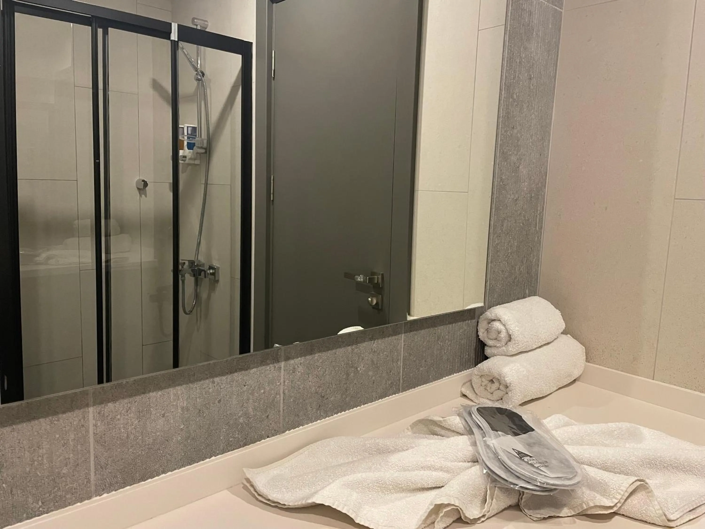 Shower in Agora Royal Residence