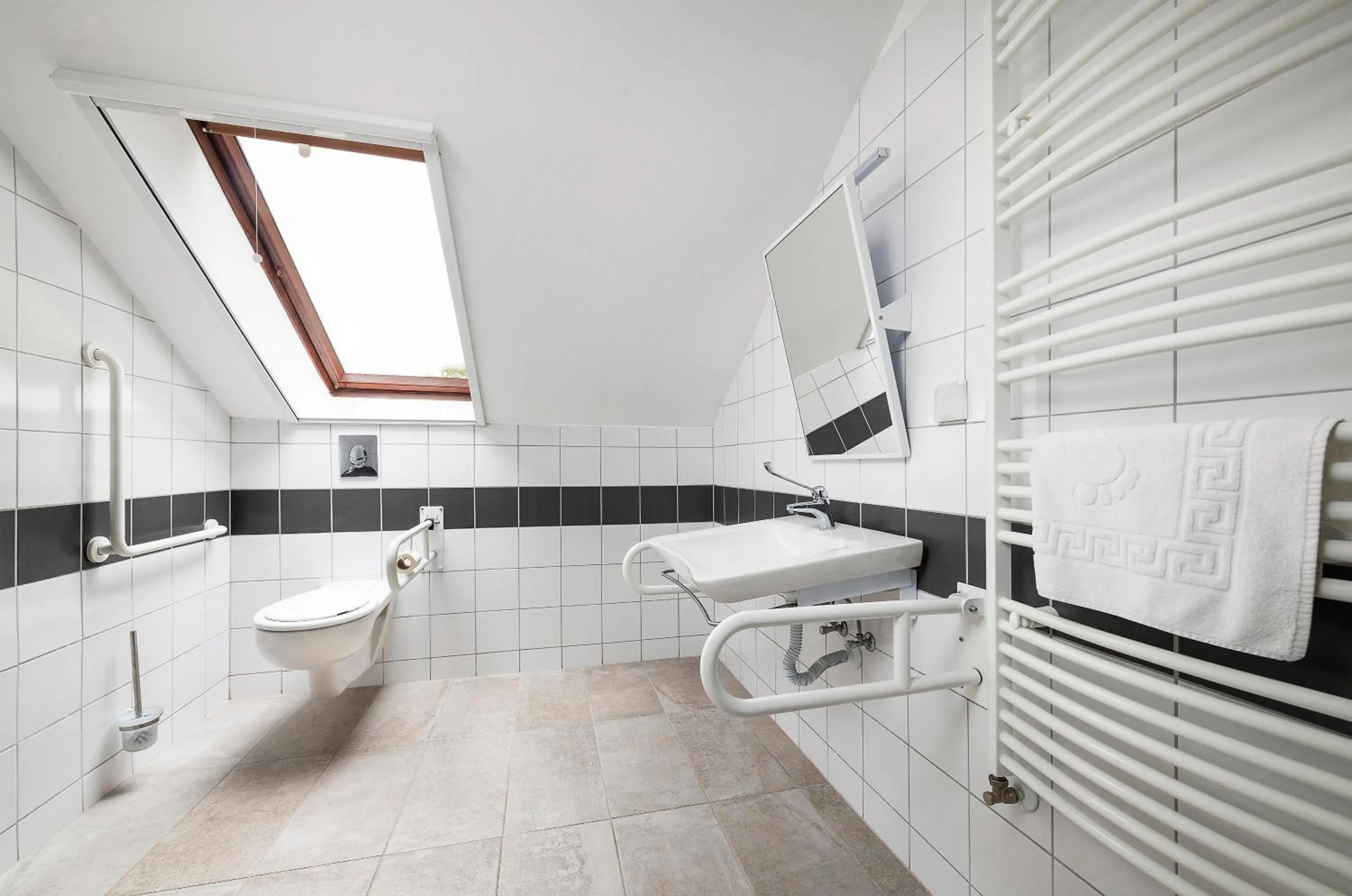 Bathroom in Svájci Lak Panzió