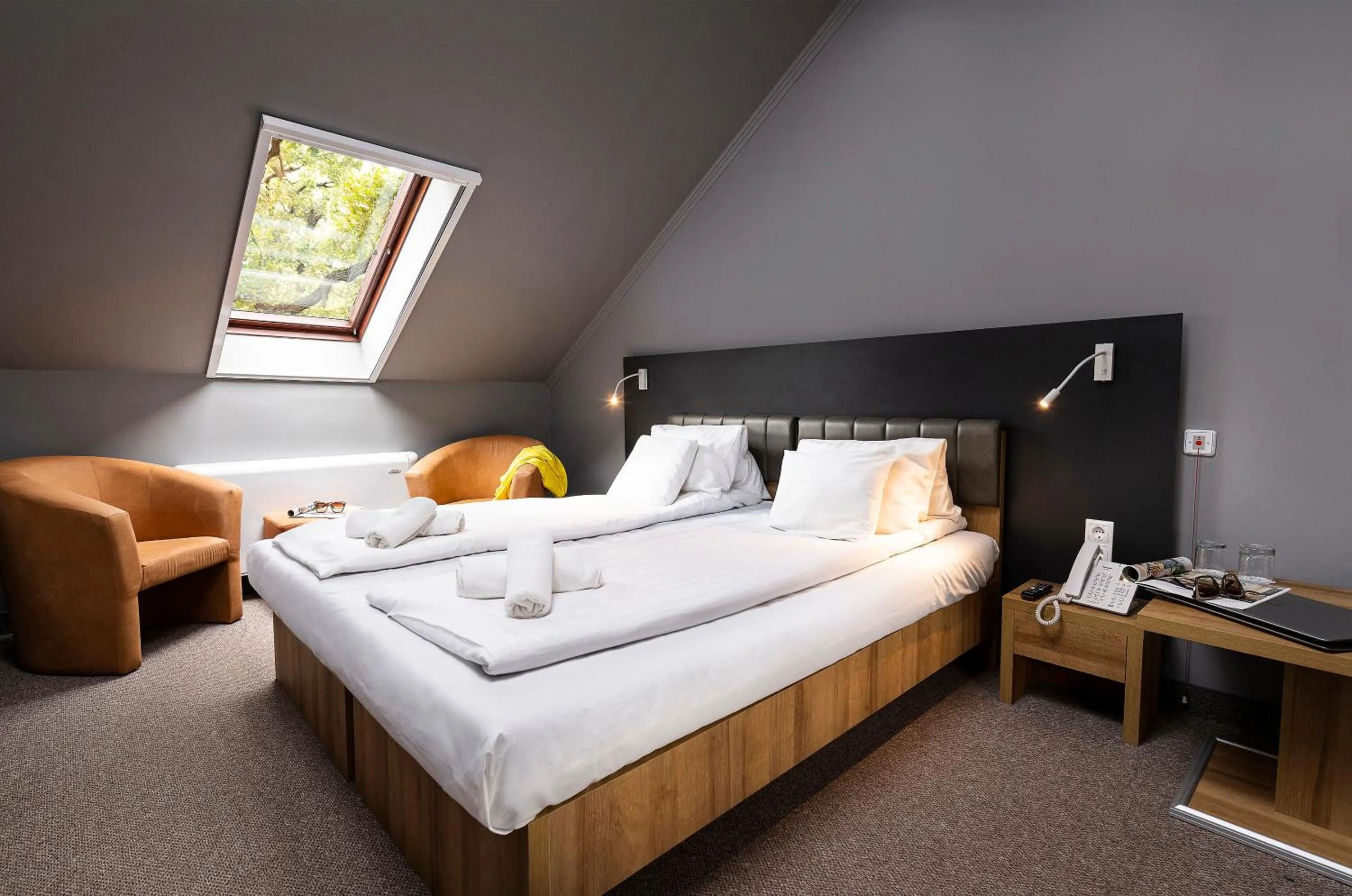 Bedroom, Bed in Svájci Lak Panzió