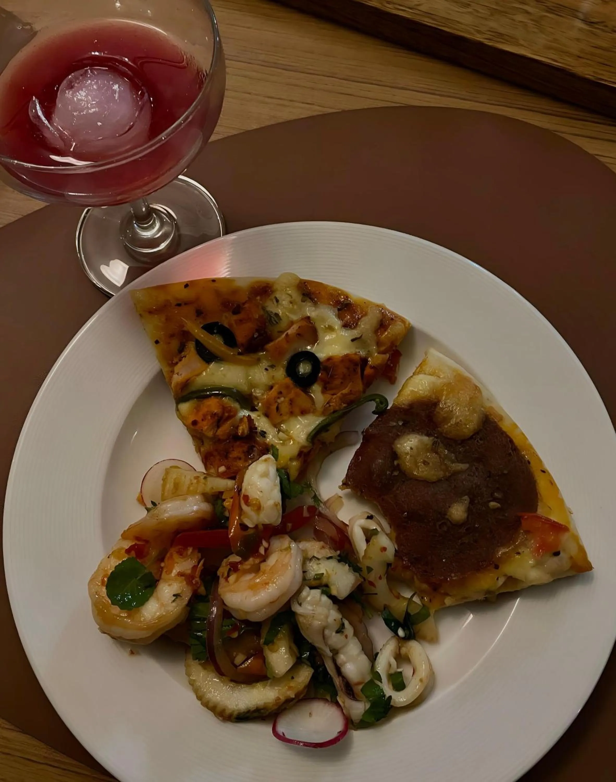 Restaurant/places to eat in Hotel Tragopan