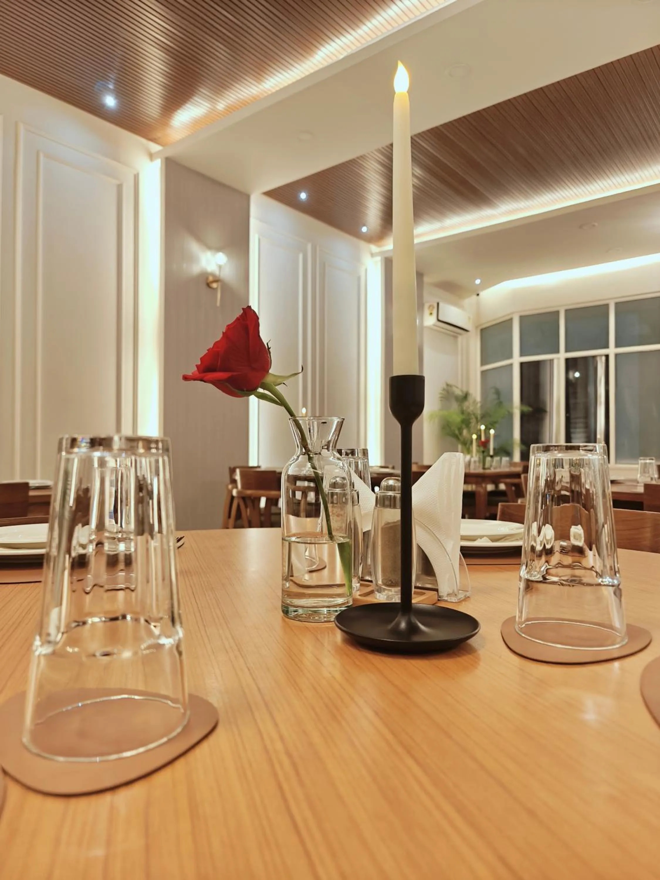 Restaurant/places to eat in Hotel Tragopan