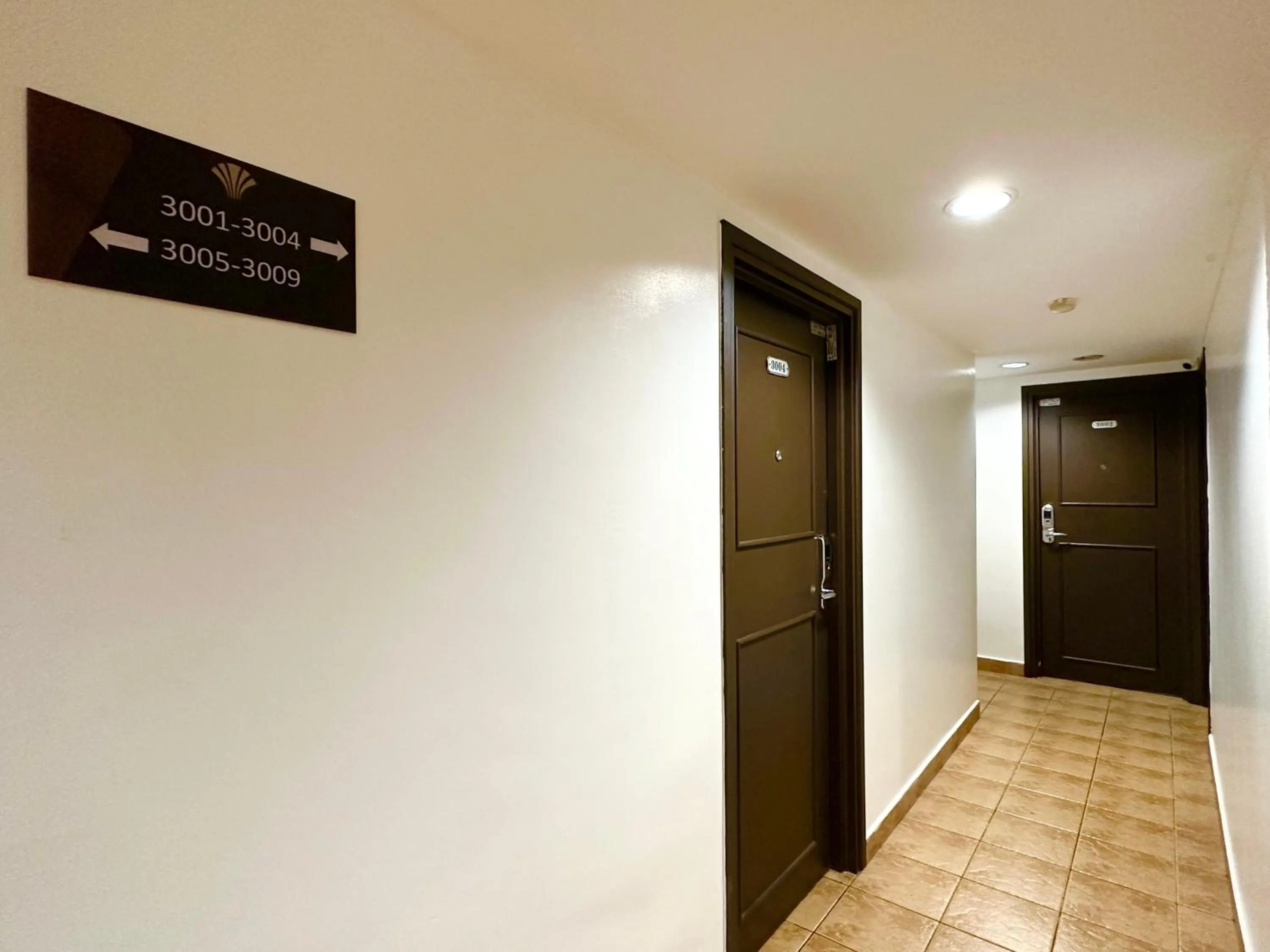 Property building in VALLEY HOTEL