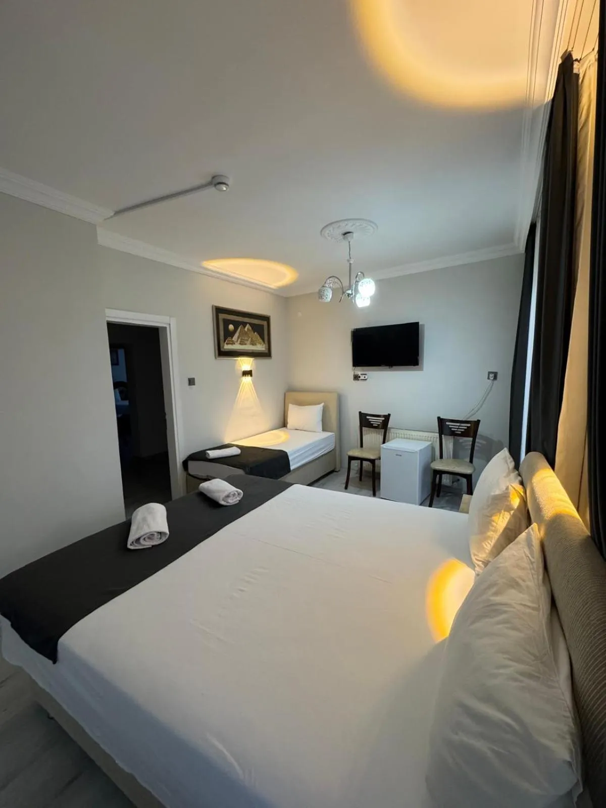 Bed in Ali's Pension ada alis