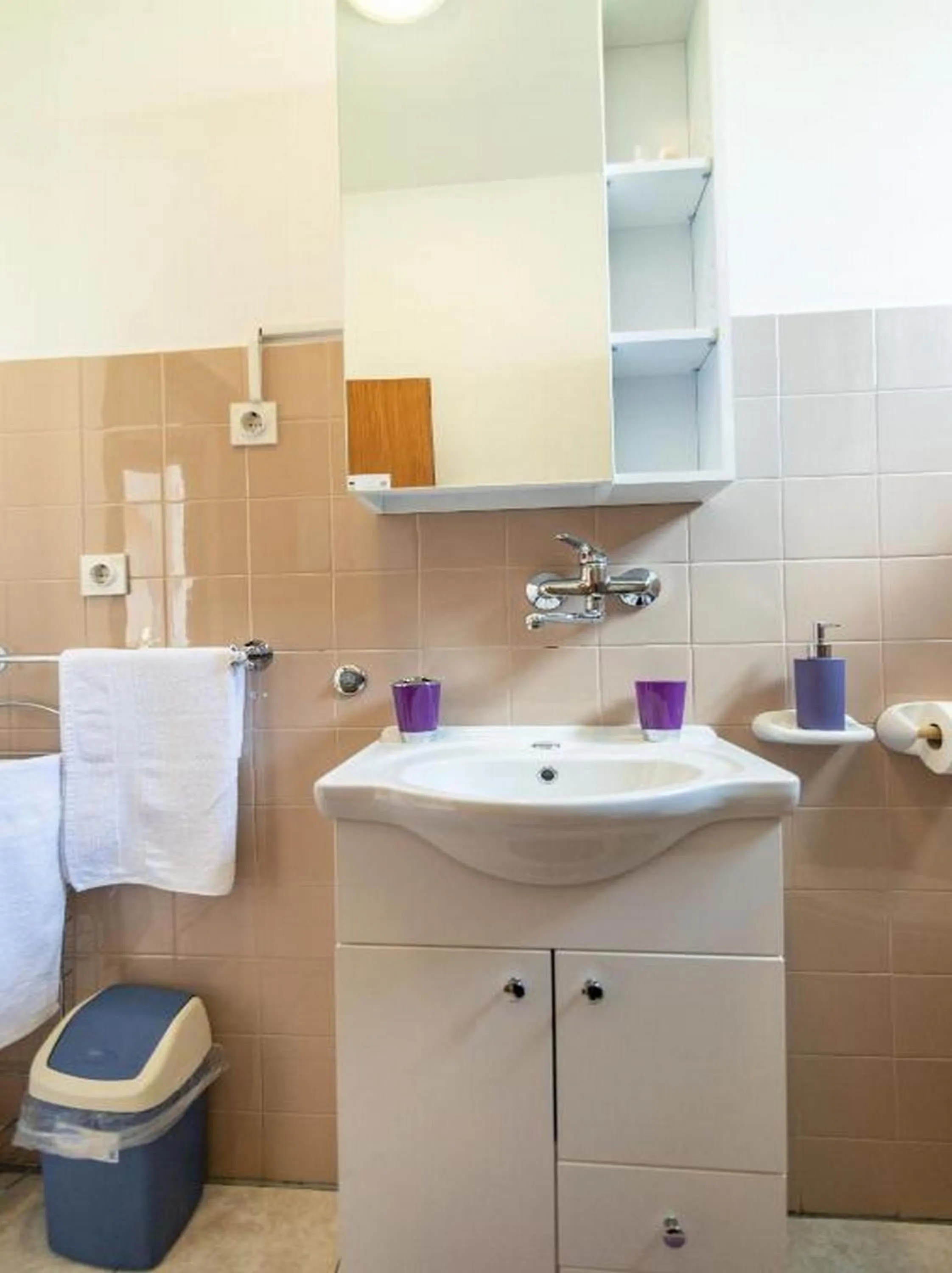 Bathroom in Apartments & Rooms Rendulić