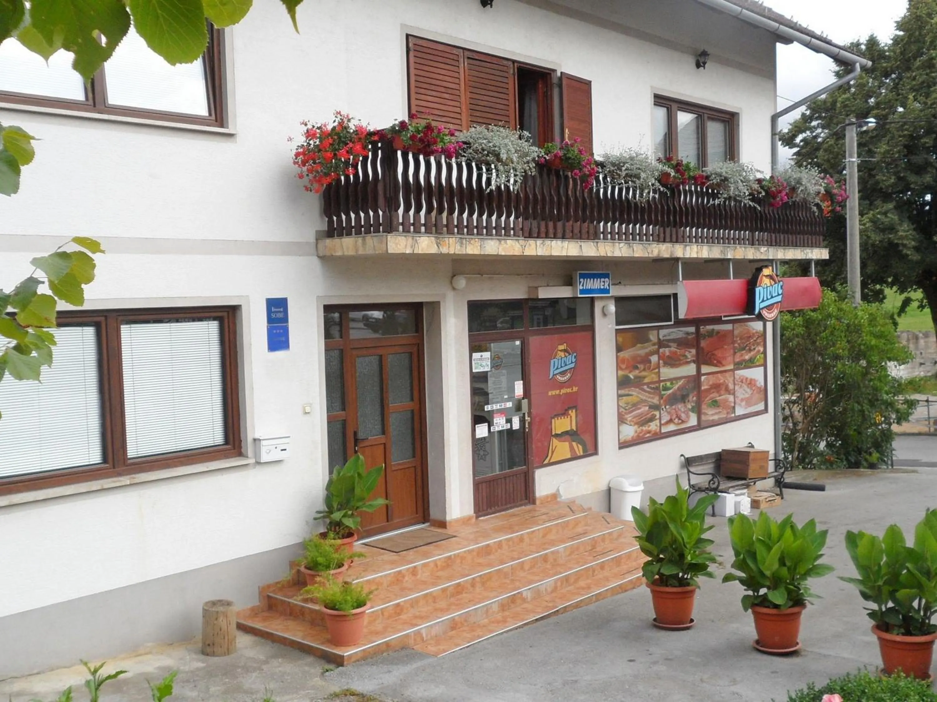 Property building in Apartments & Rooms Rendulić