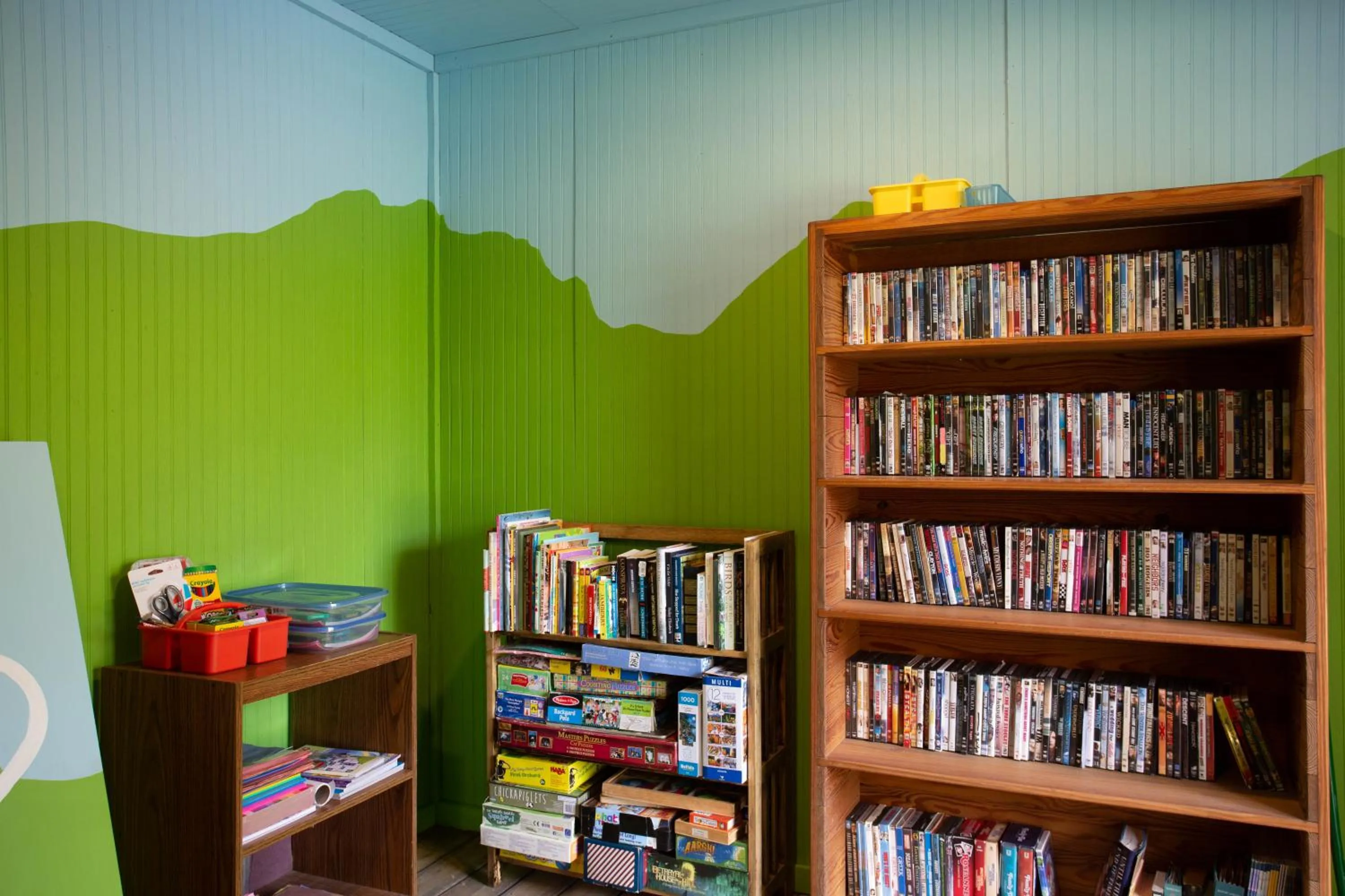 Game Room in Love Ridge Mountain Lodging