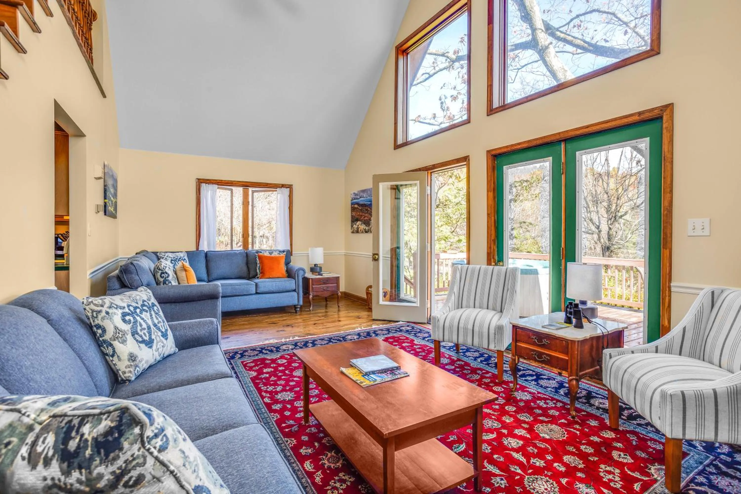 Love Ridge Mountain Lodging