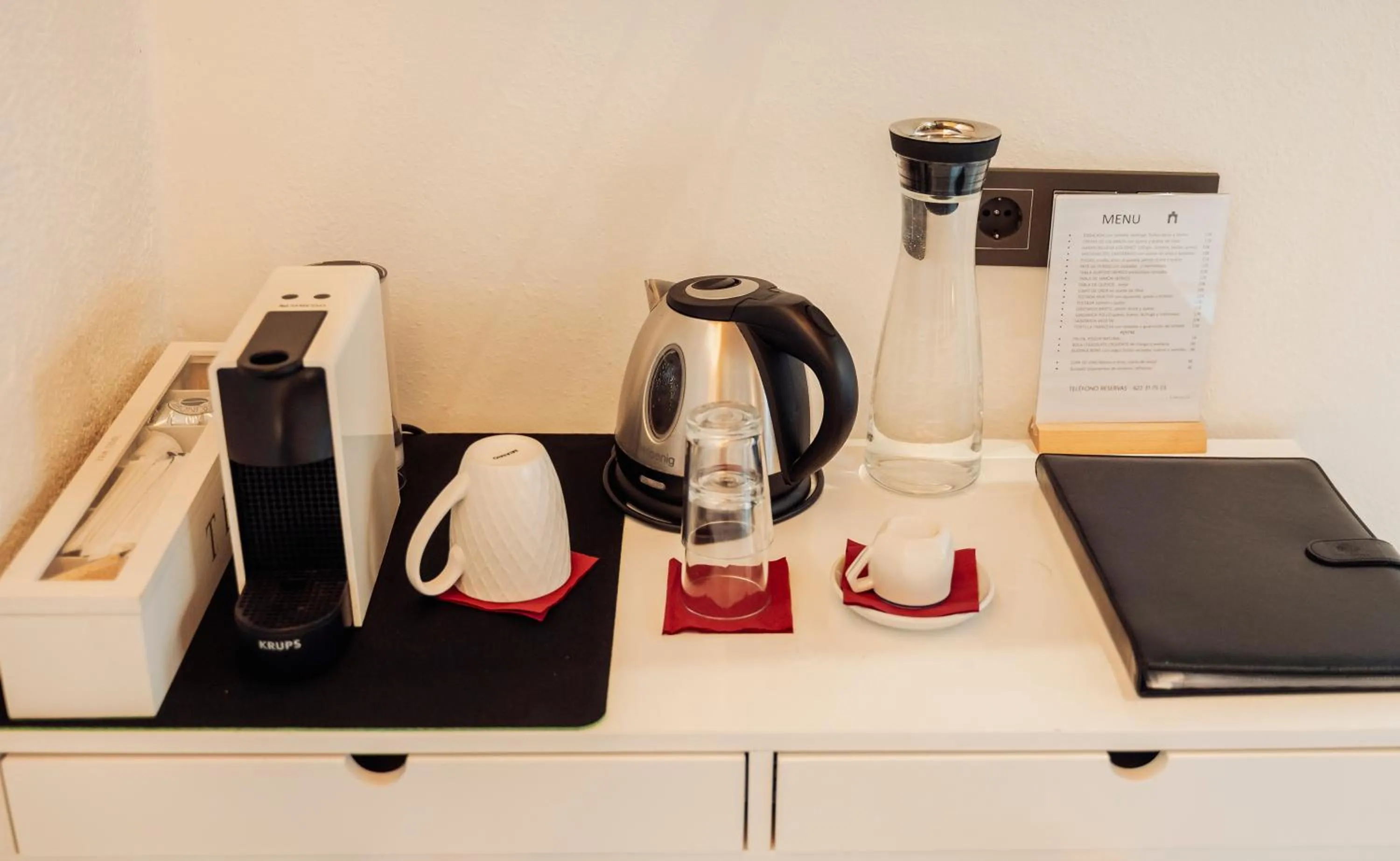 Drinks in Hotel Boutique Poeta Jorge Manrique