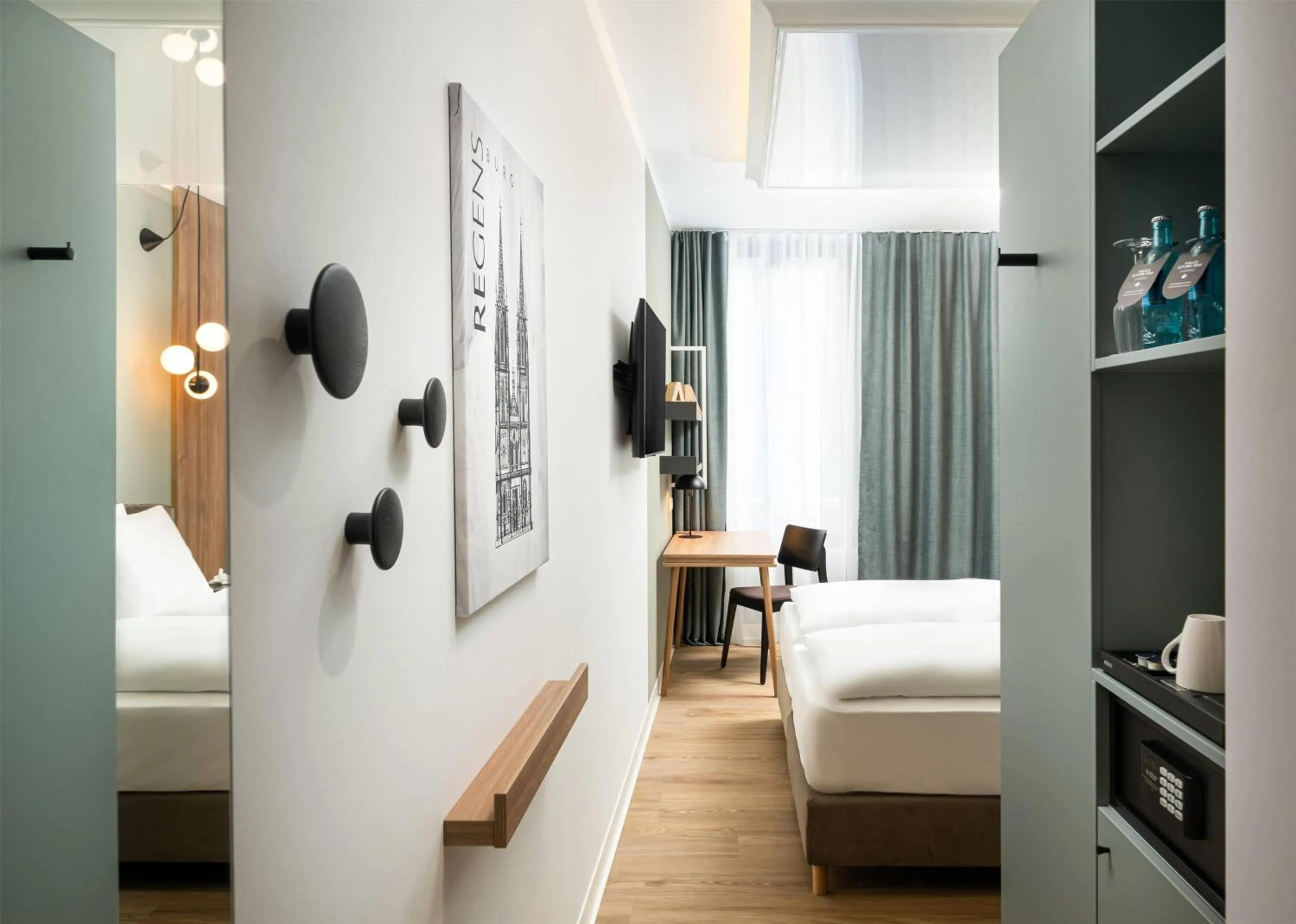 Photo of the whole room, Bed in elaya hotel regensburg city center, Trademark by Wyndham