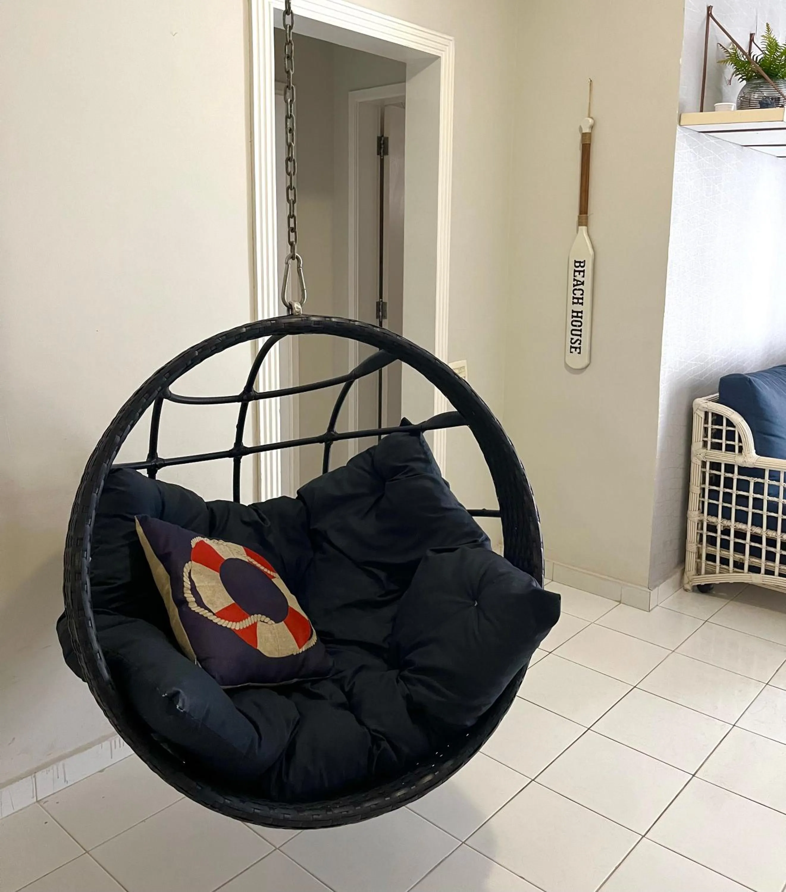 Seating area in Guarujá Flat