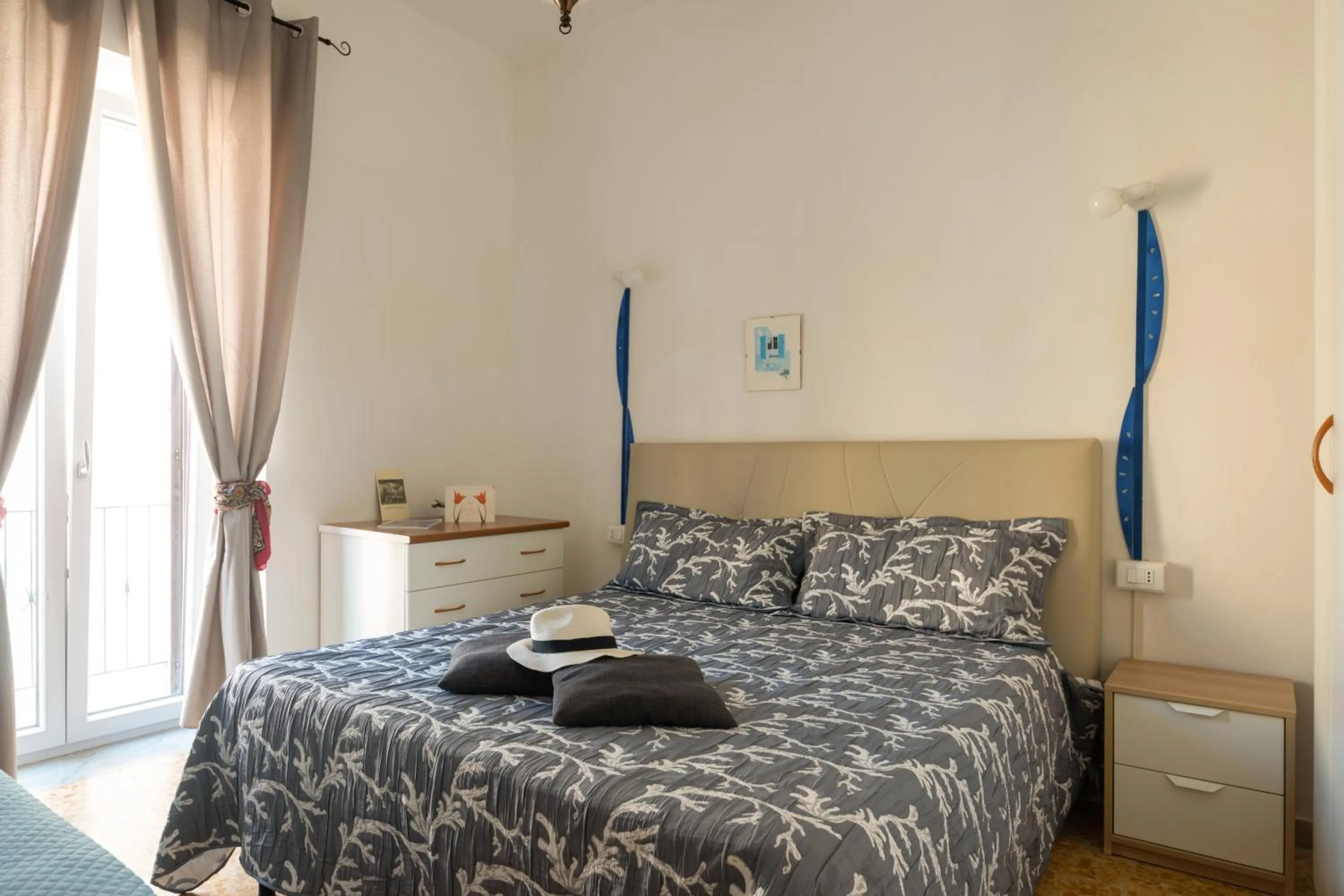 Photo of the whole room, Bed in Villa dei Sogni - Aparthotel Ischia Ponte