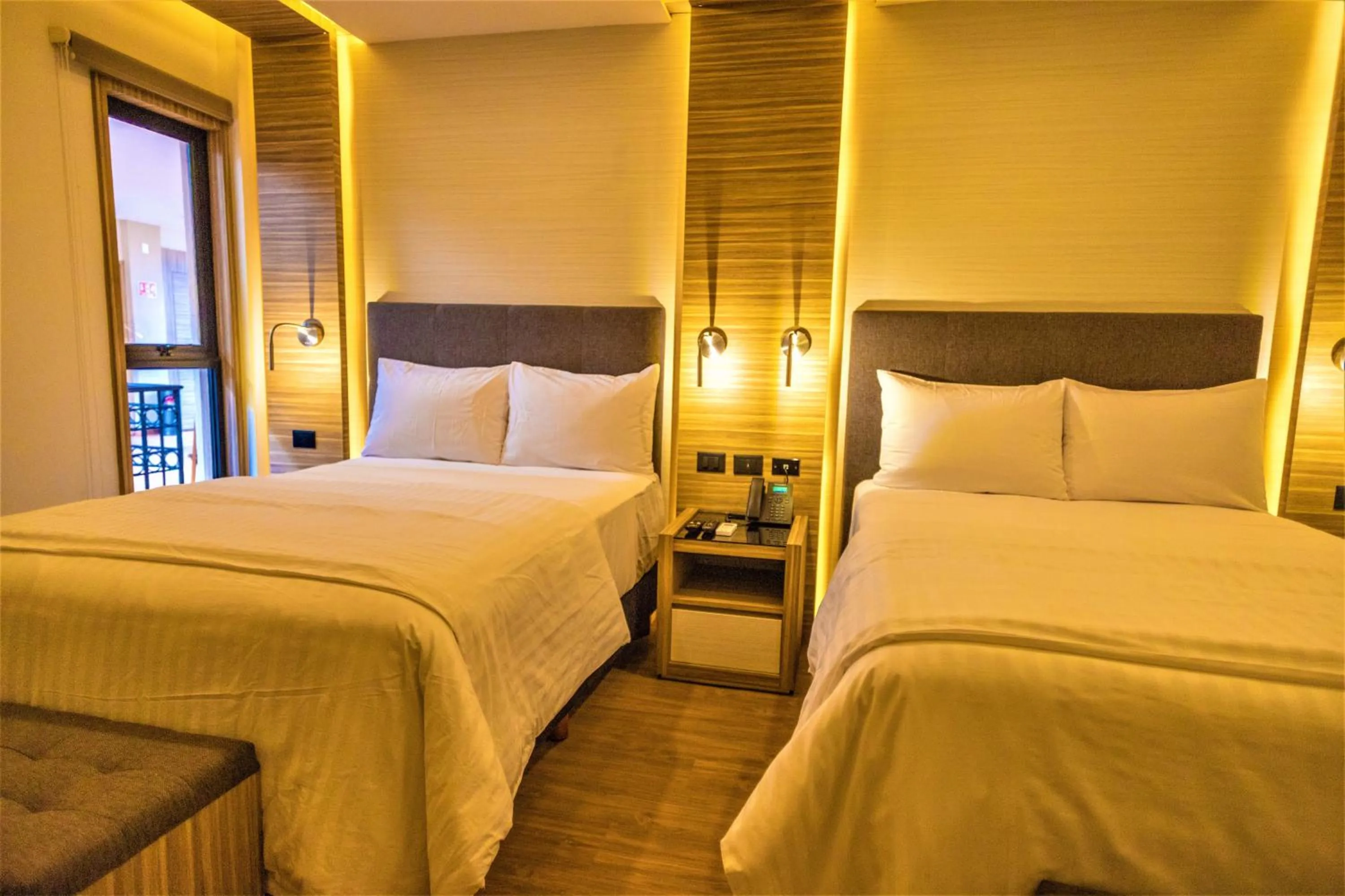 Photo of the whole room, Bed in Hotel Plaza by Kavia