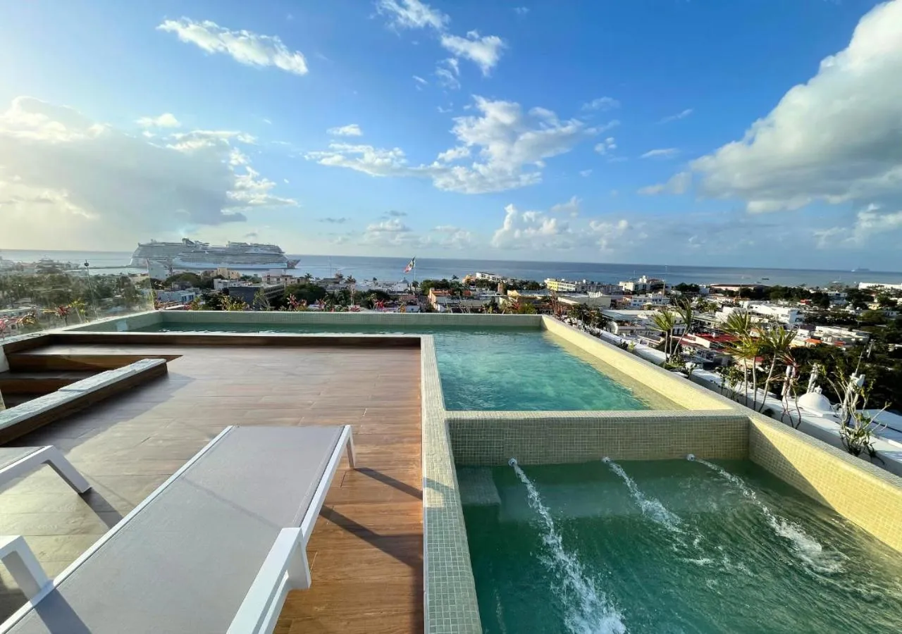 Brand New Condo with Rooftop Pool