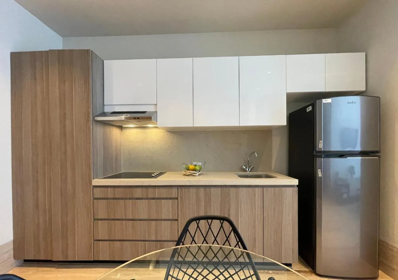 Brand New Condo with Rooftop Pool