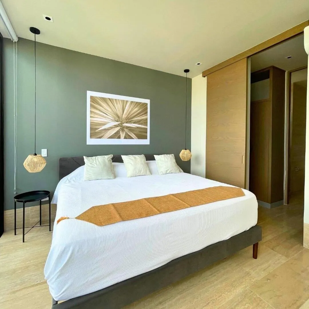 Bed in Brand New Condo with Rooftop Pool