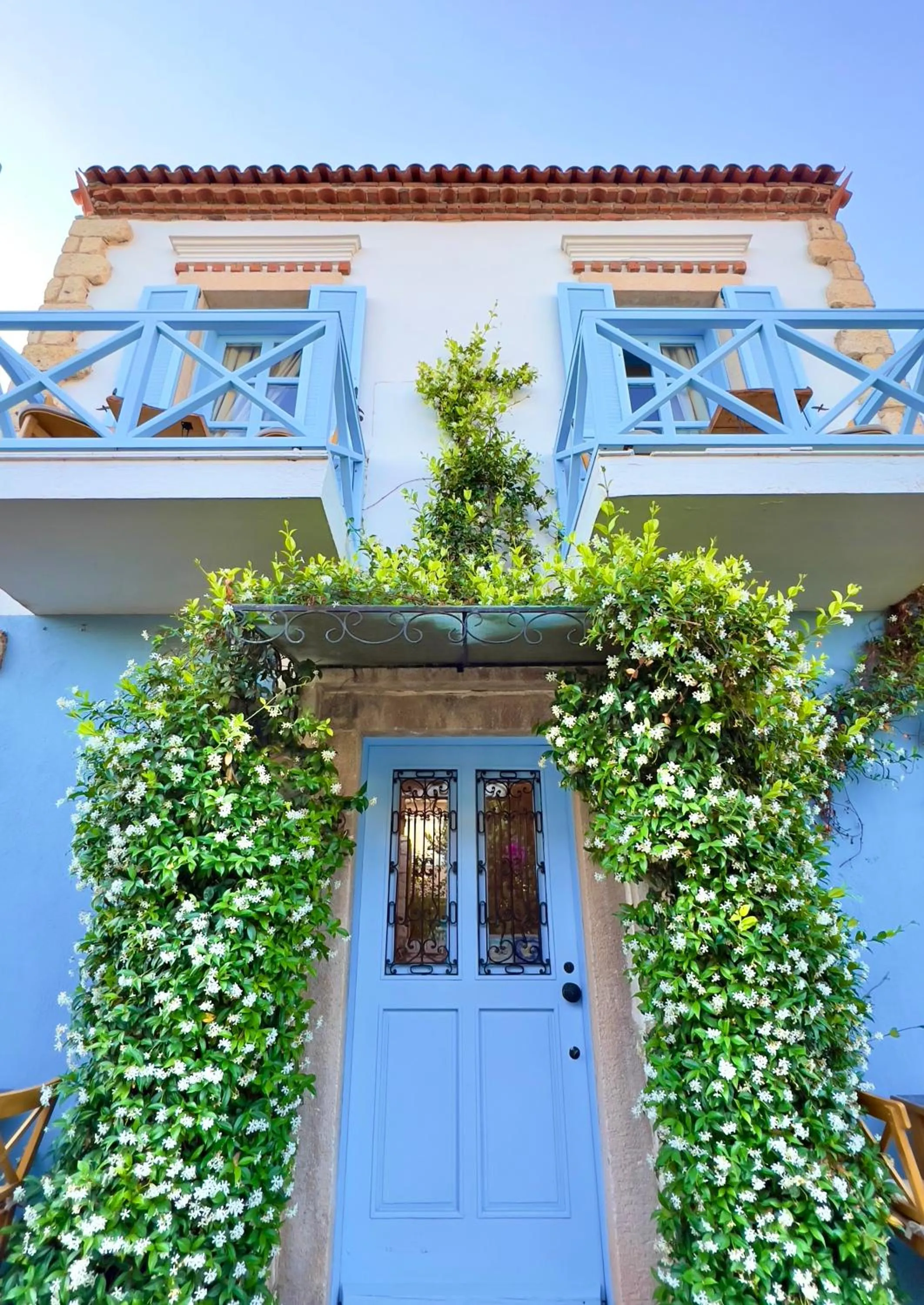 Property building in Banana Alaçatı Food & Stay - Adults Only