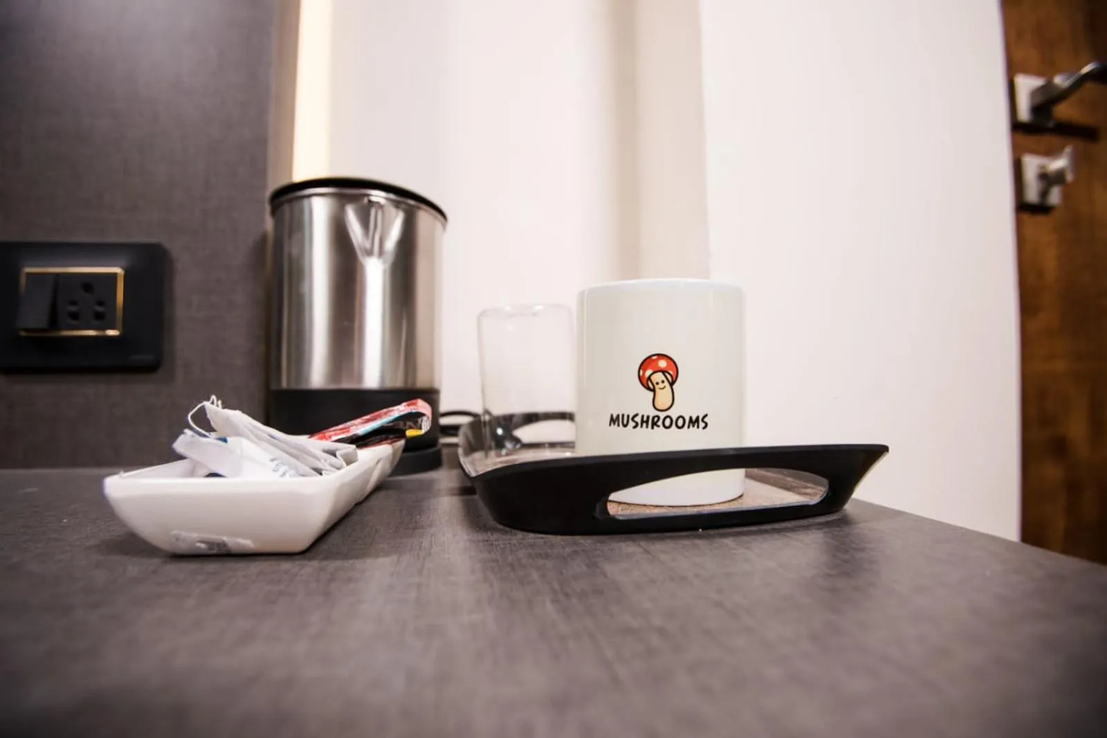 Coffee/tea facilities in MUSHROOMS