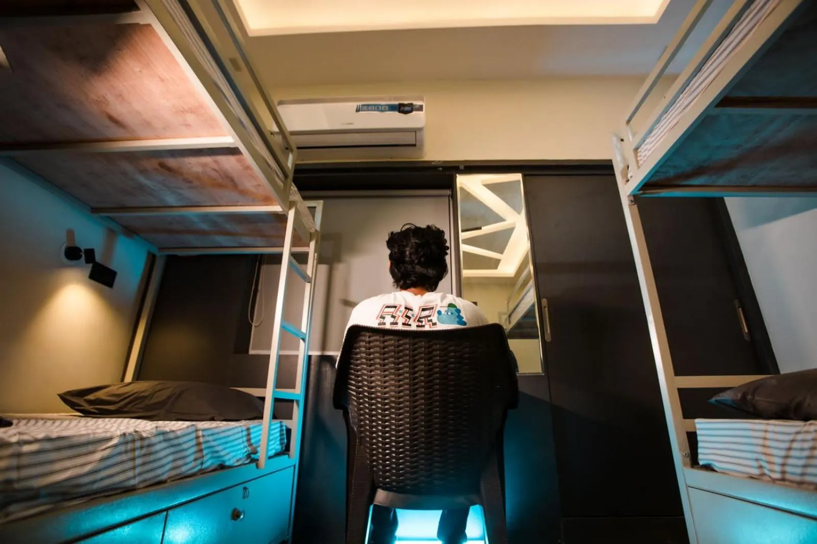 bunk bed in MUSHROOMS