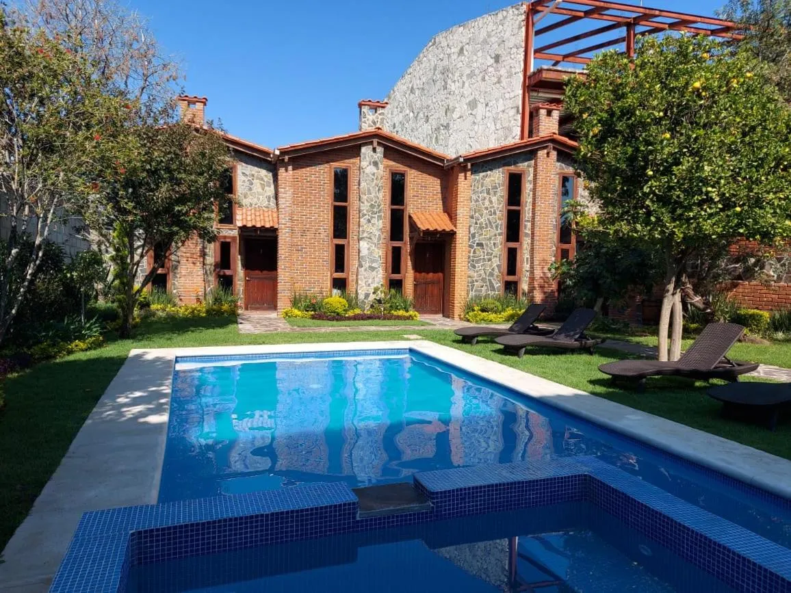 Swimming pool in Cabañas Doña Anita