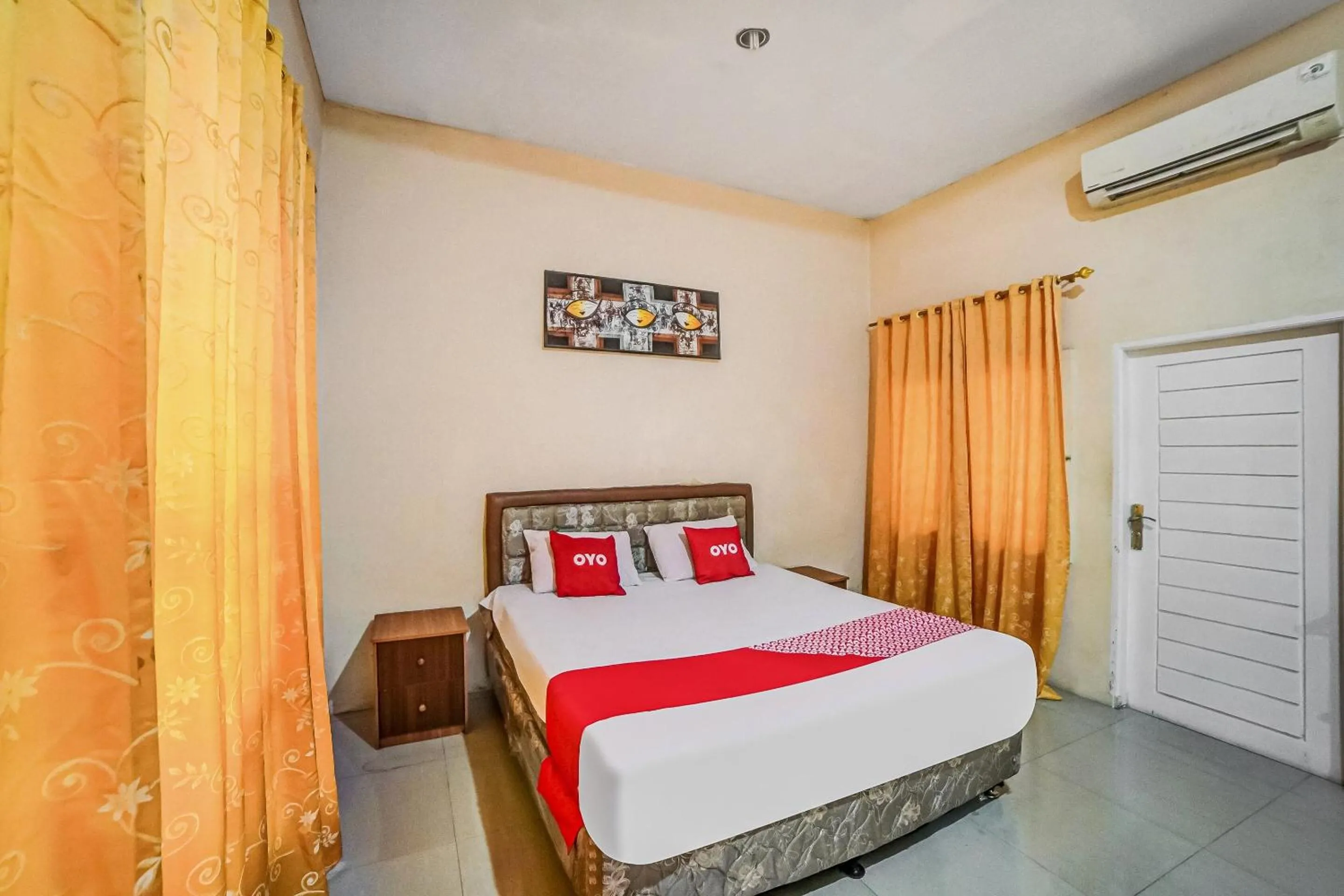 Bedroom, Bed in Hotel O Al Karim Syariah