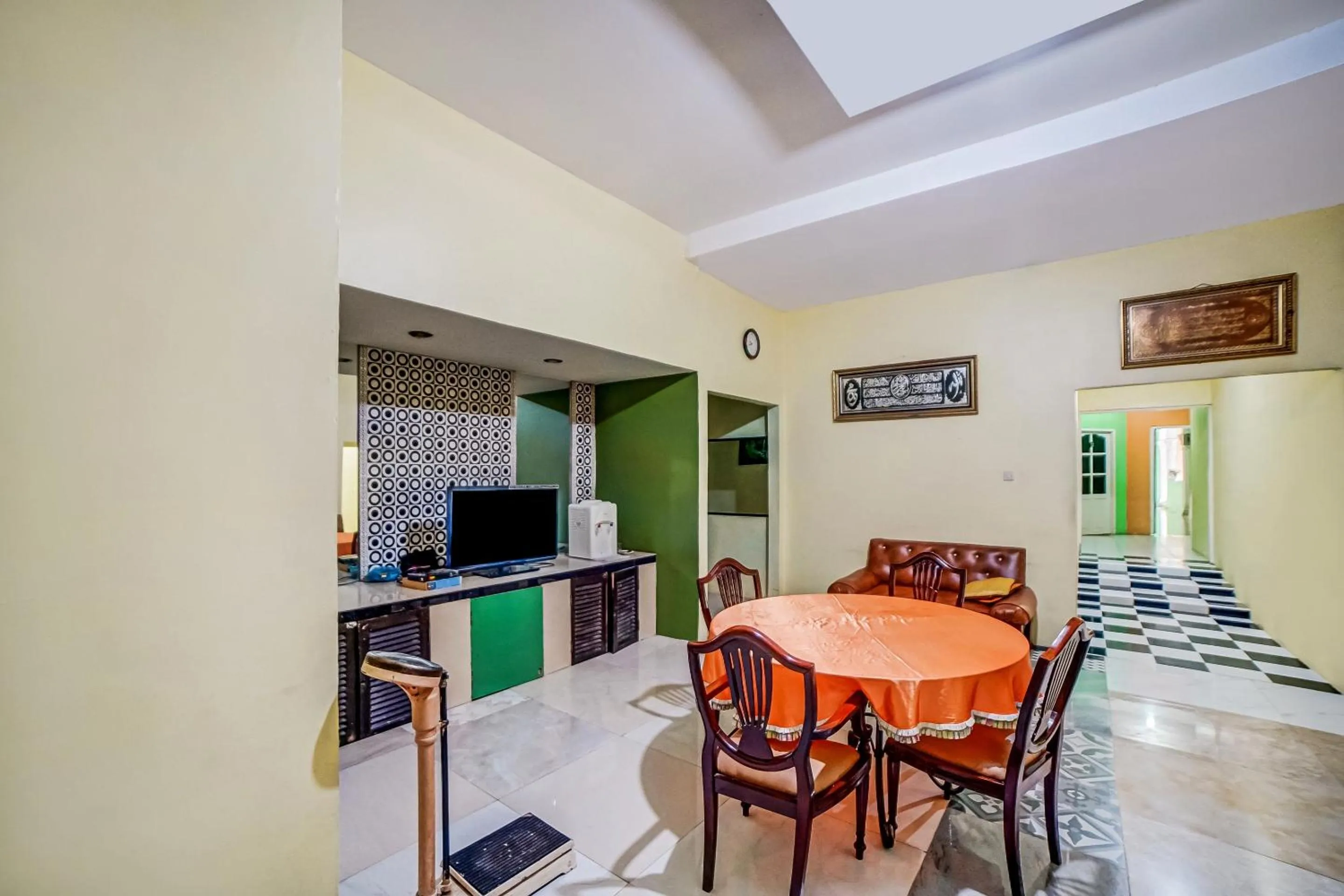 Lobby or reception in Hotel O Al Karim Syariah