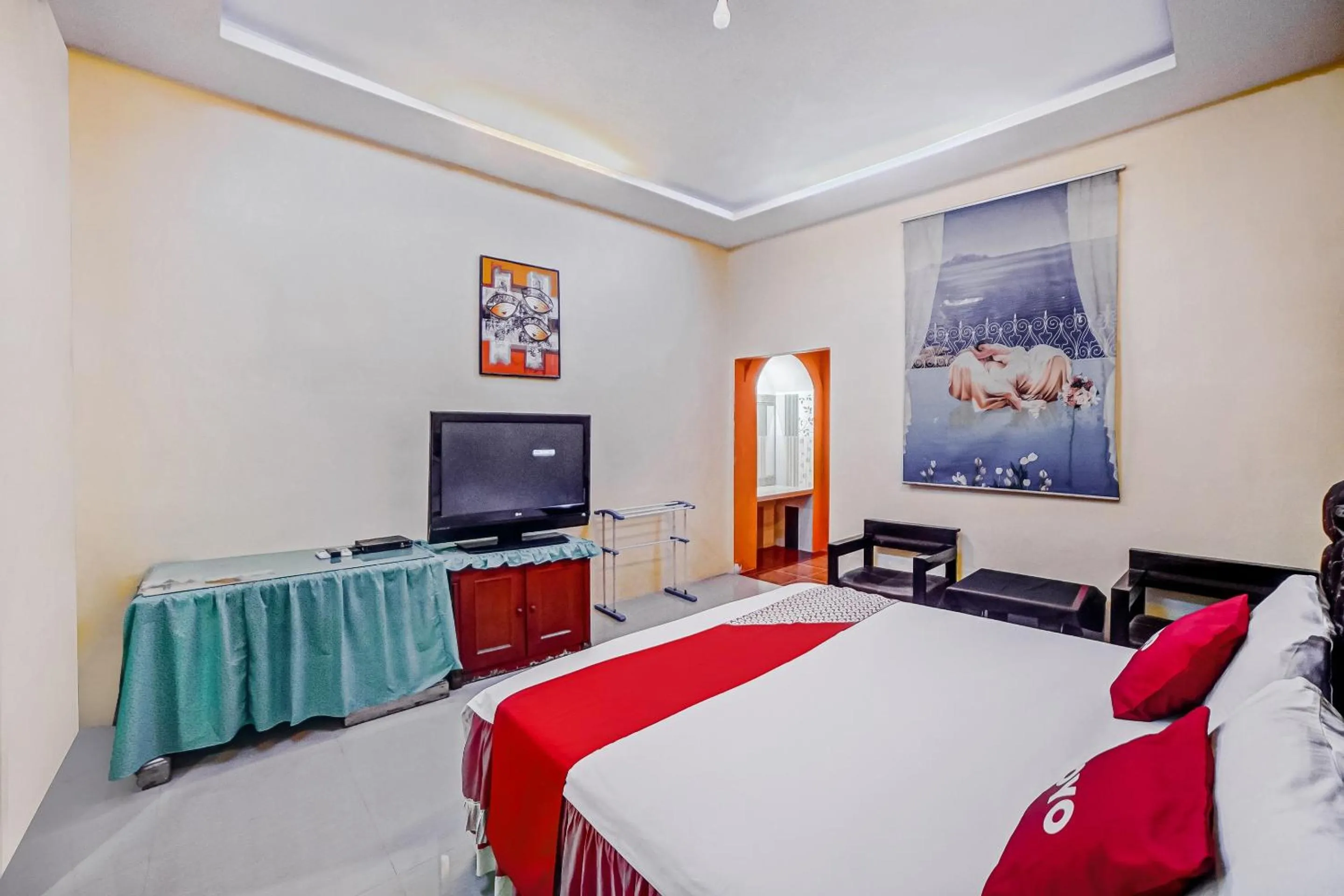 Bedroom, Bed in Hotel O Al Karim Syariah