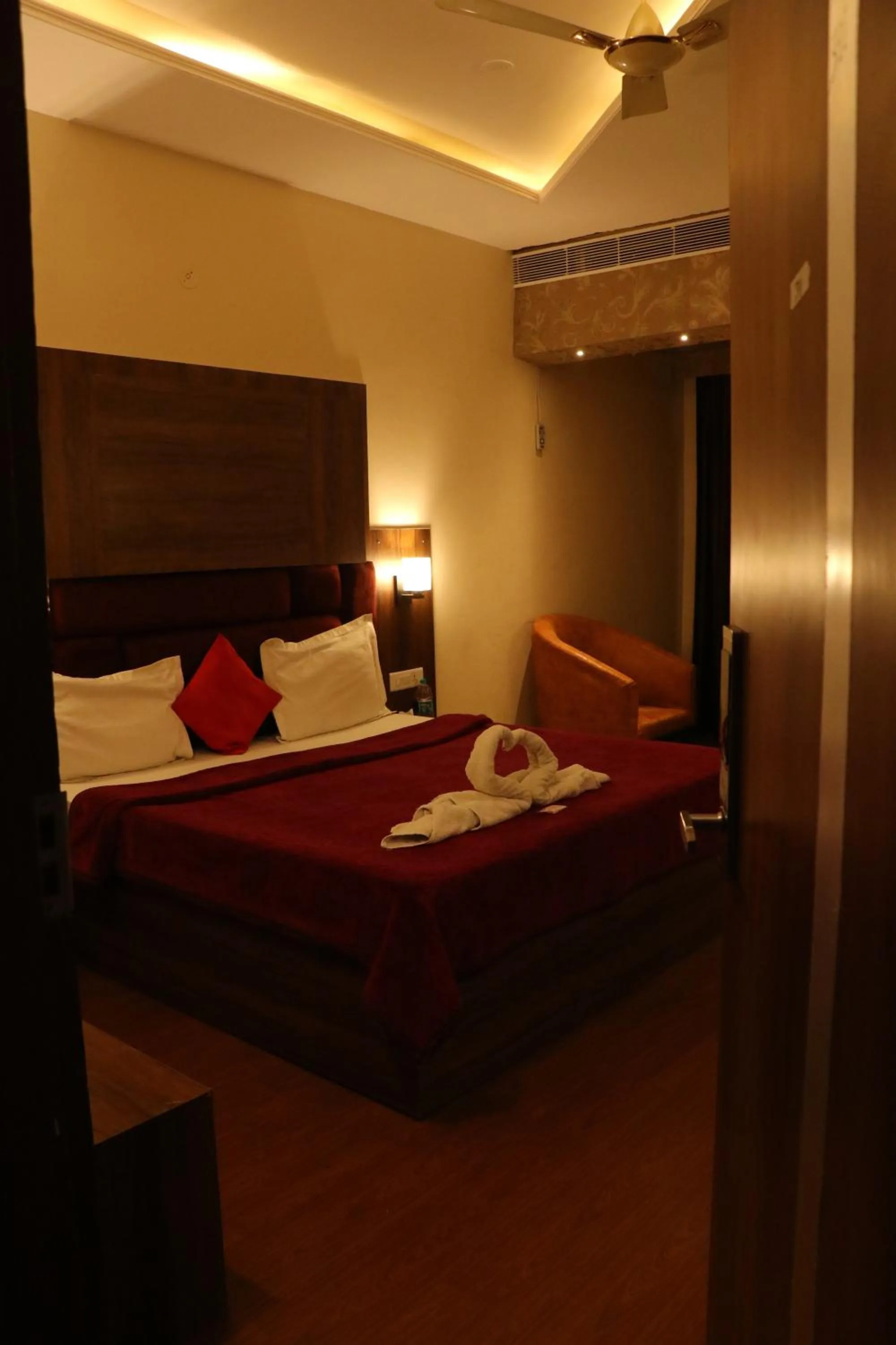 Photo of the whole room in Hotel Pushap Palace