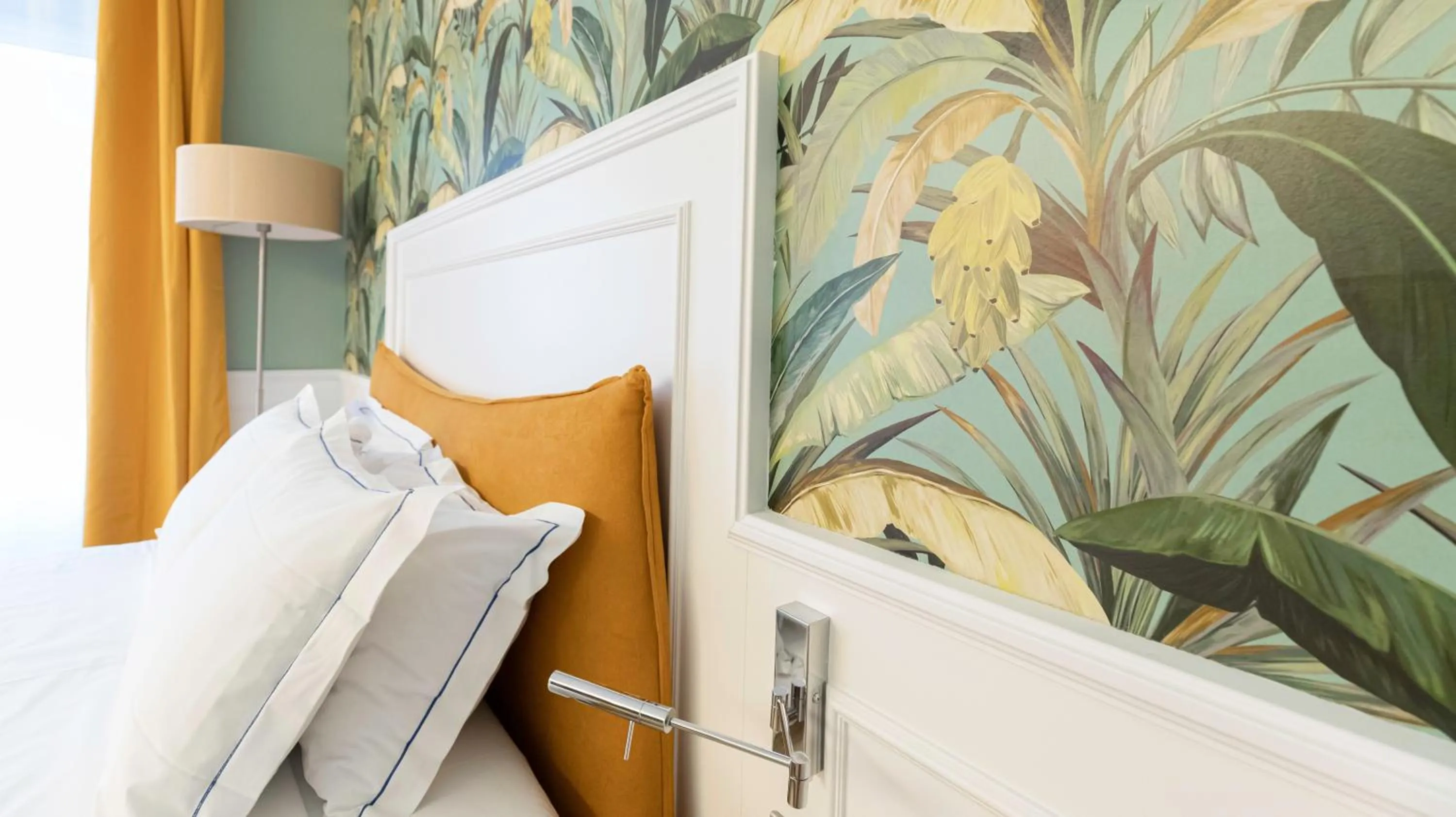 Bed in Italianway Collection - Corso Venezia 7