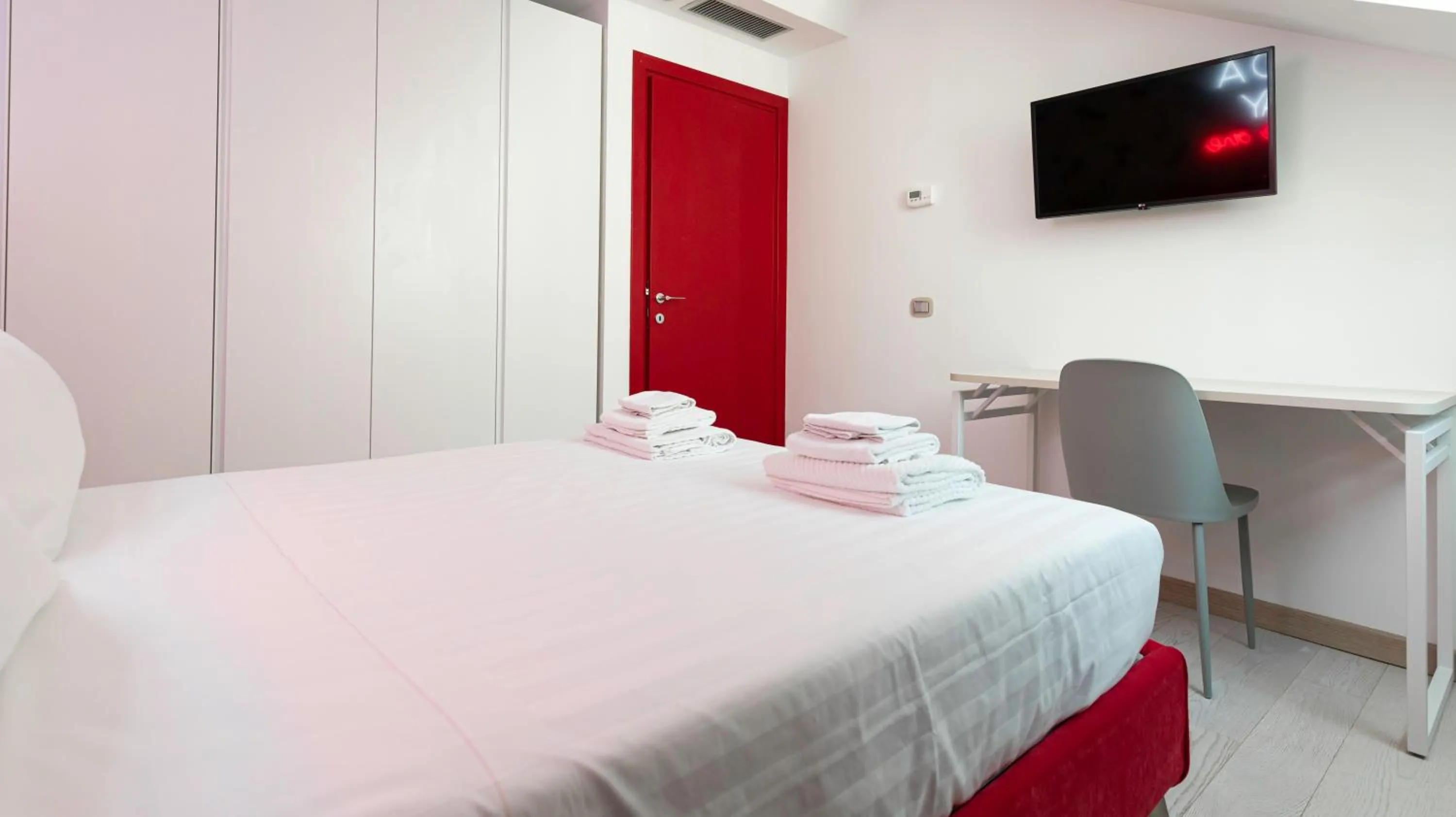 Bed in Italianway Collection - Corso Venezia 7