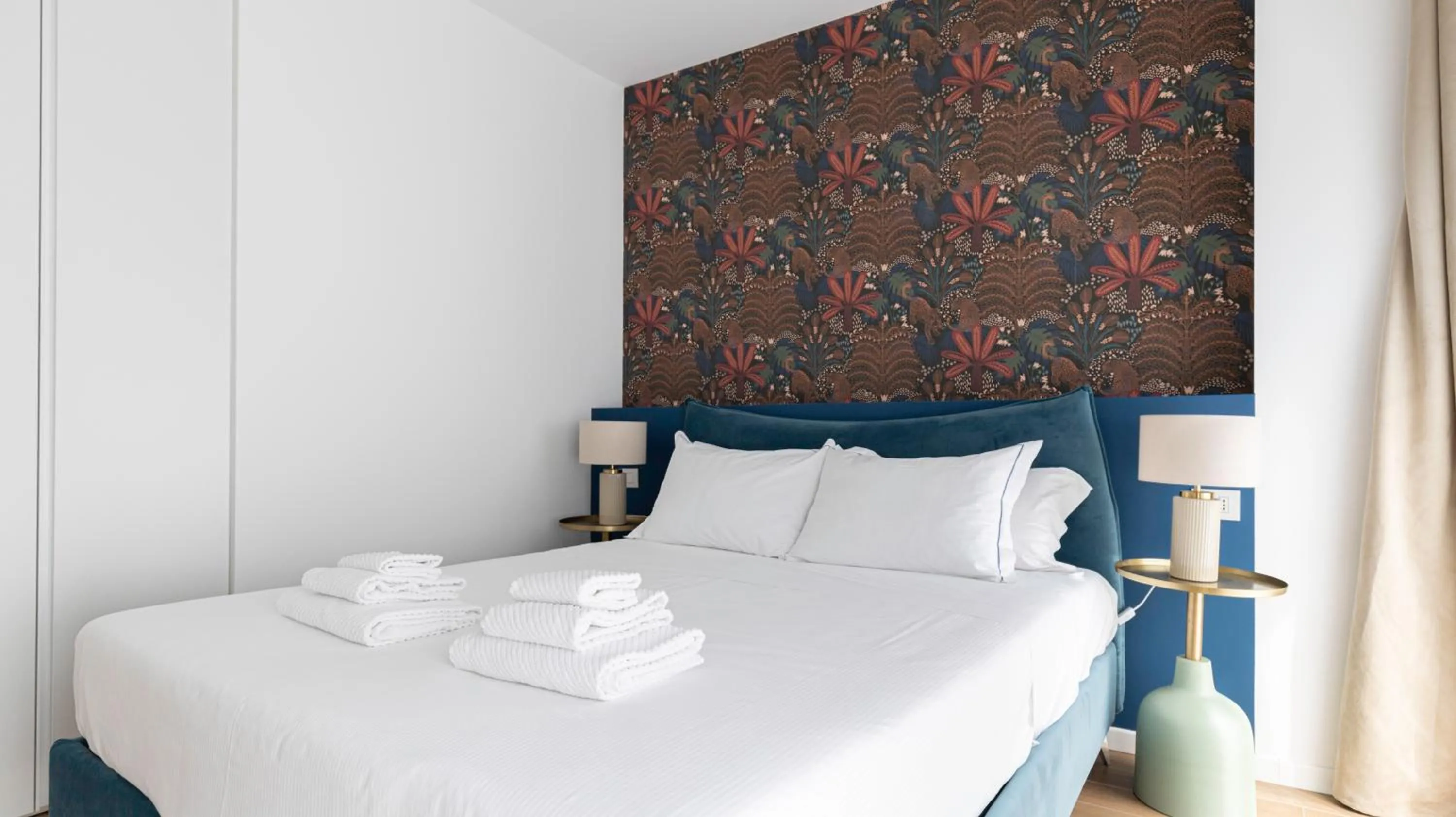 Bed in Italianway Collection - Corso Venezia 7