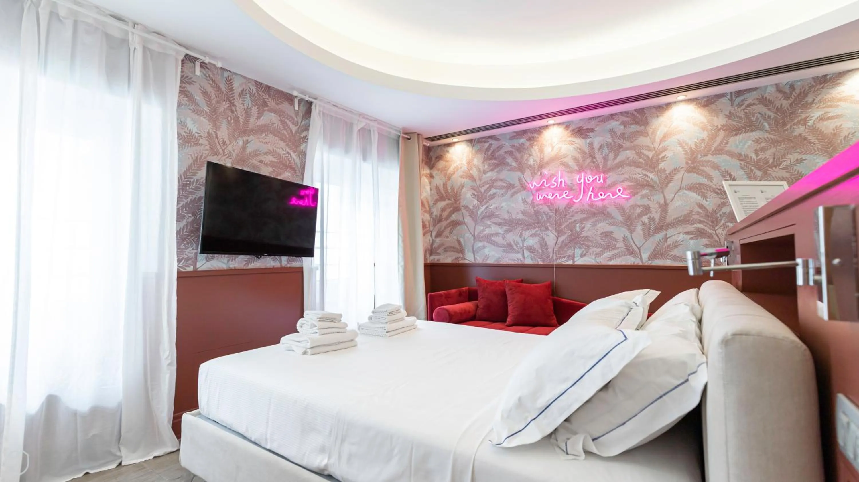 Bed in Italianway Collection - Corso Venezia 7