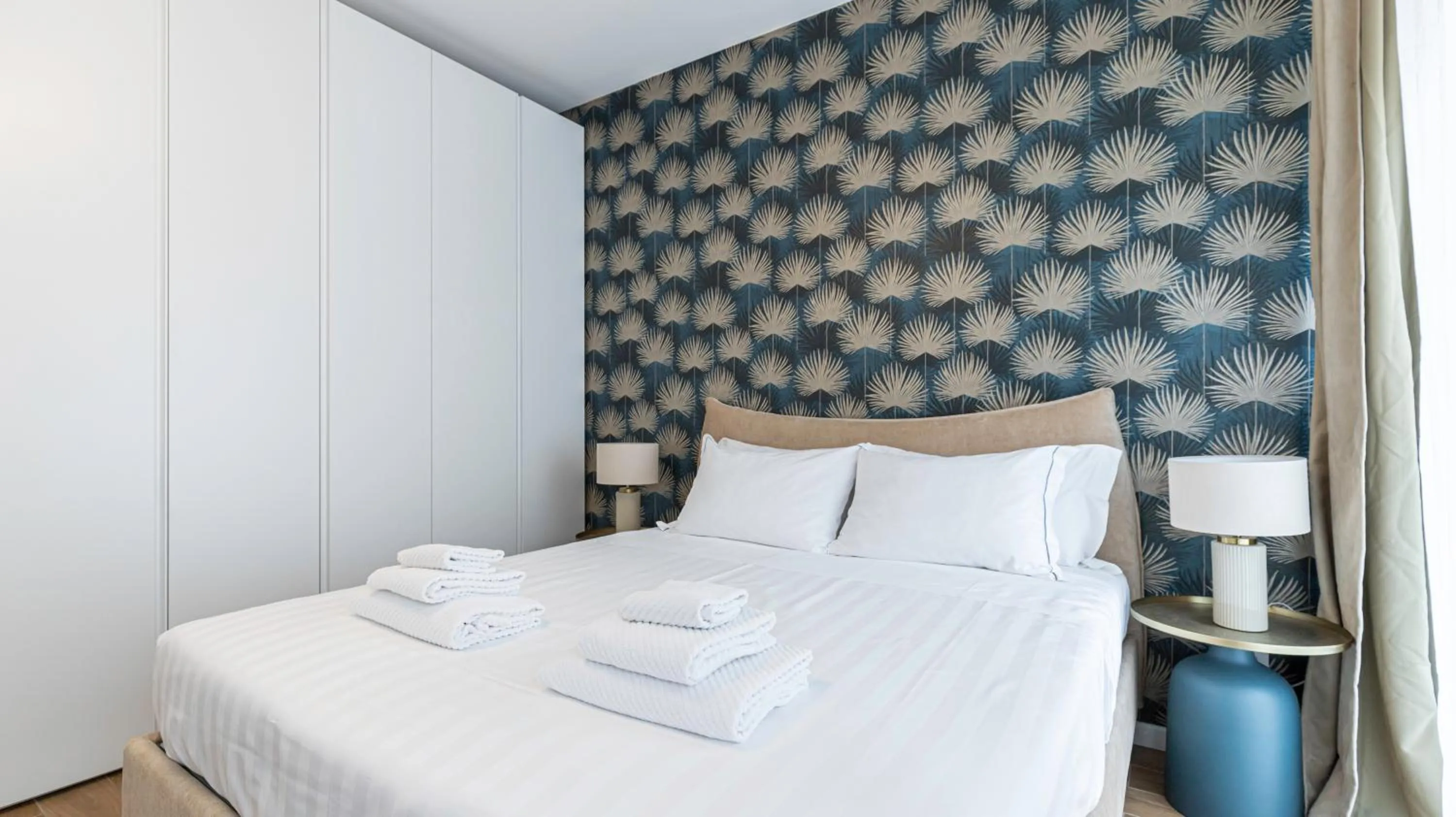 Bed in Italianway Collection - Corso Venezia 7