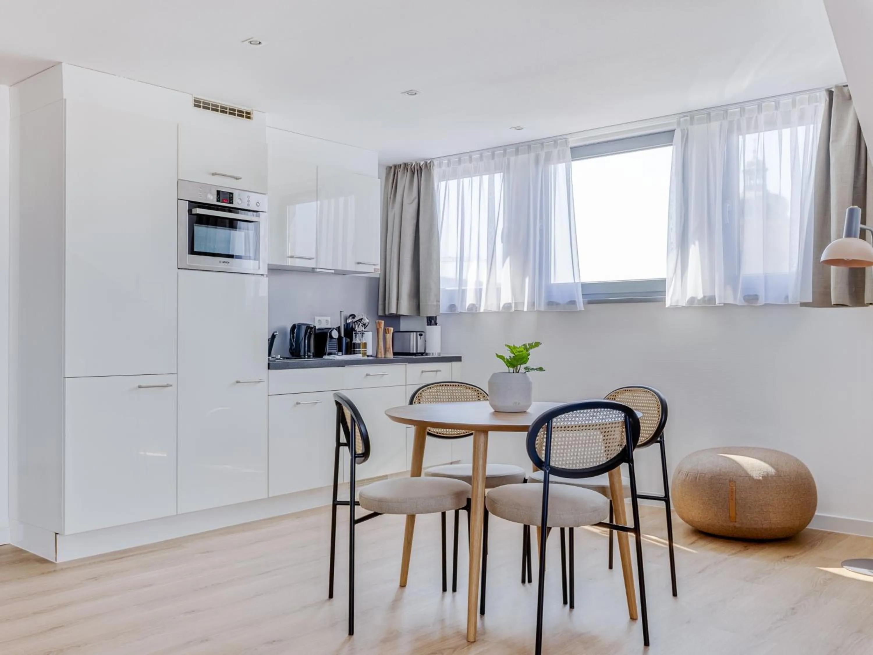 Kitchen or kitchenette in Limehome Aalen Reichsstädter Str