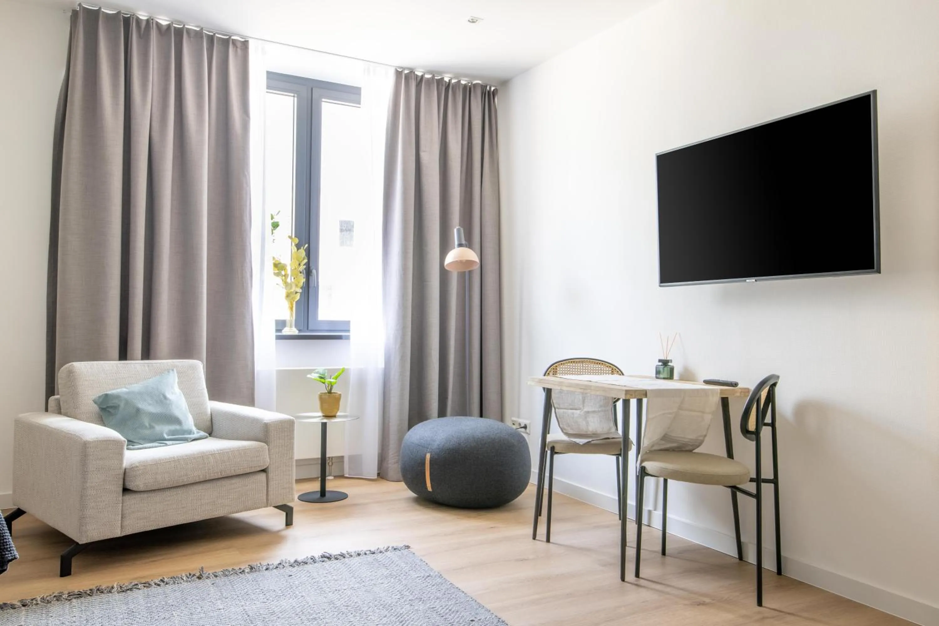 TV and multimedia in Limehome Aalen Reichsstädter Str