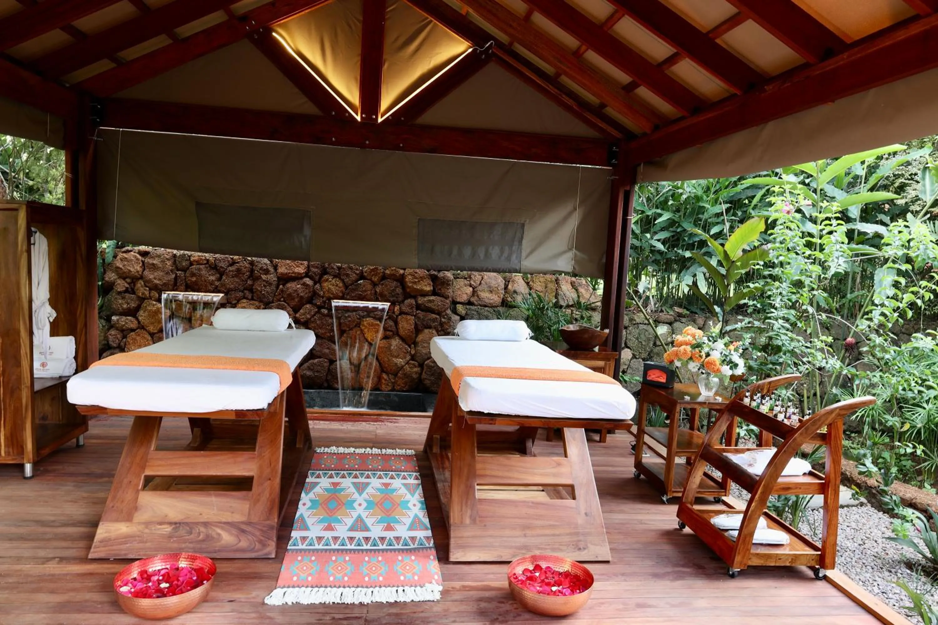 Massage in Divine Resort & Spa