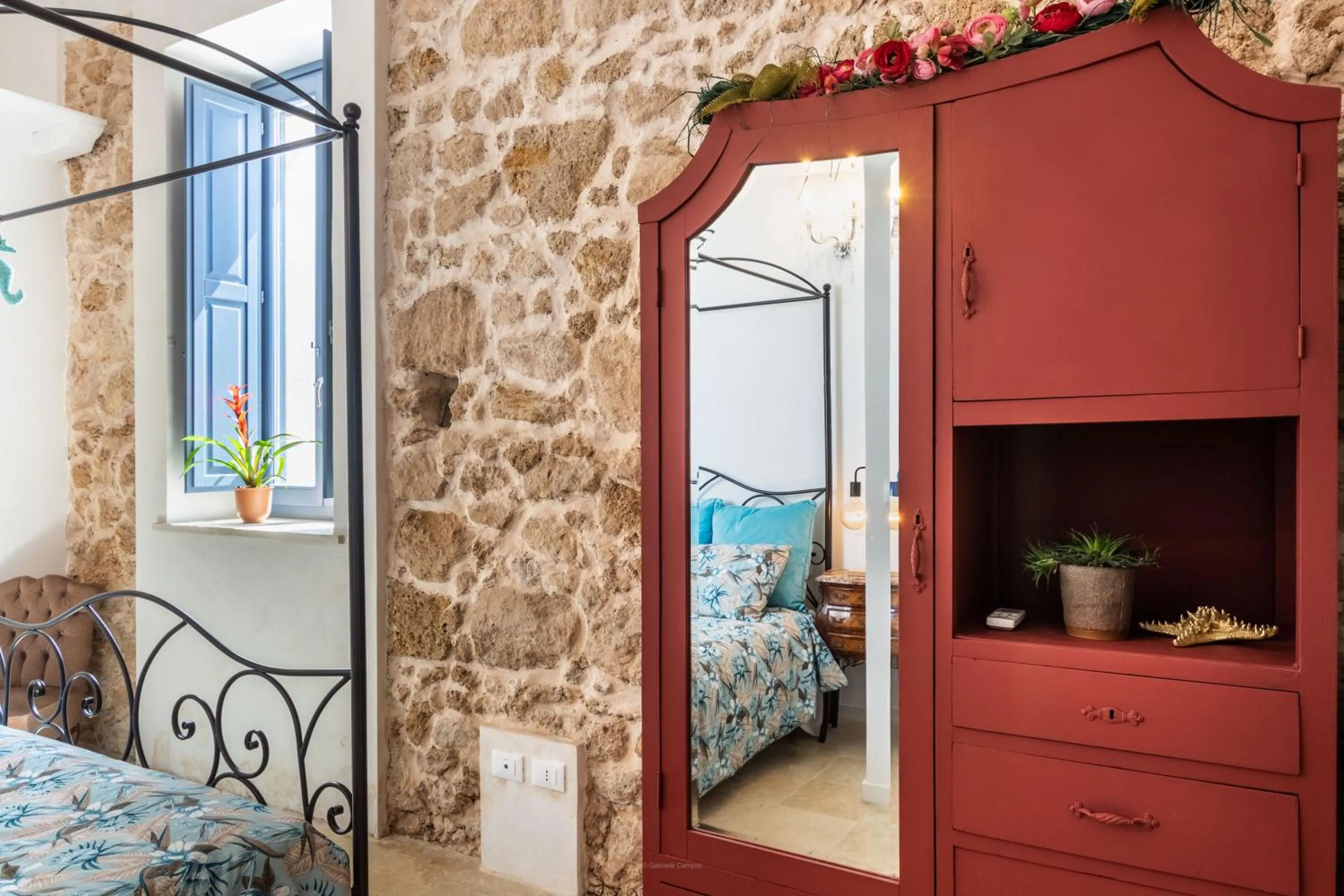 Bedroom, Bed in MichaEl garden