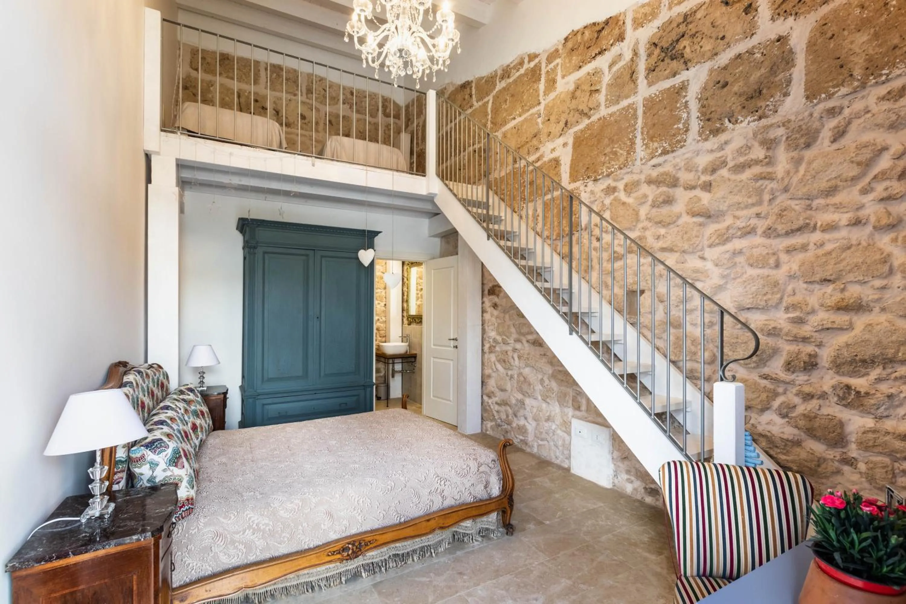 Bedroom, Bed in MichaEl garden