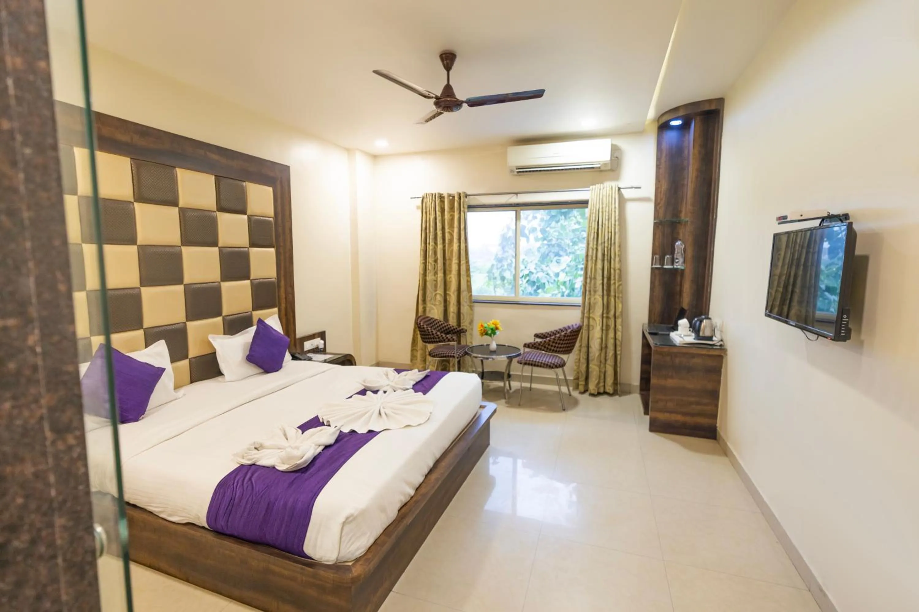 TV and multimedia, Bed in Sheetal International